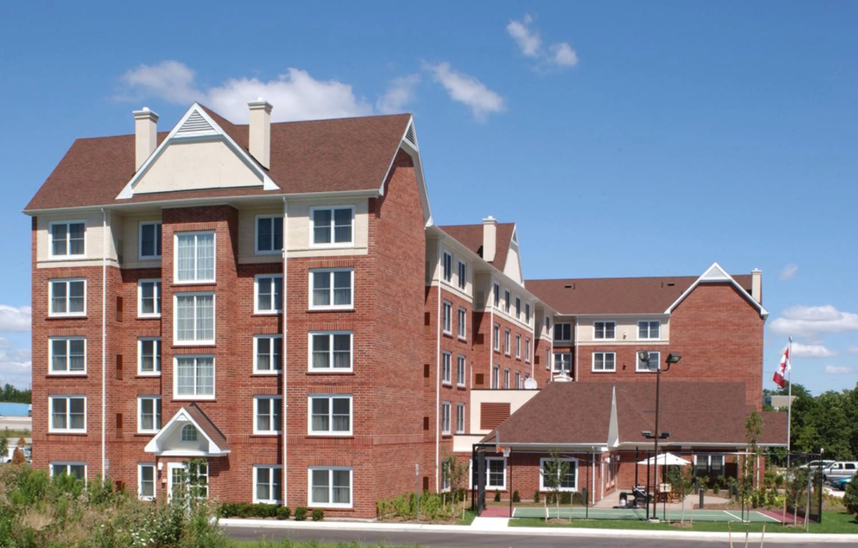 Property building in Cambridge Suites Mississauga