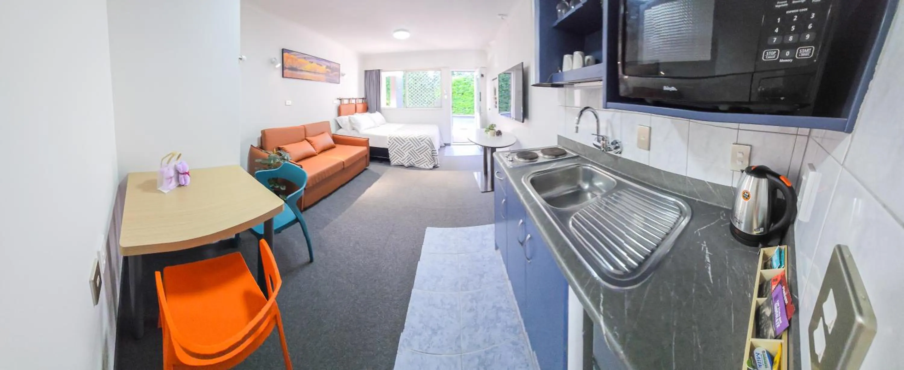 Kitchen or kitchenette in Alpin Motel & Conference Centre