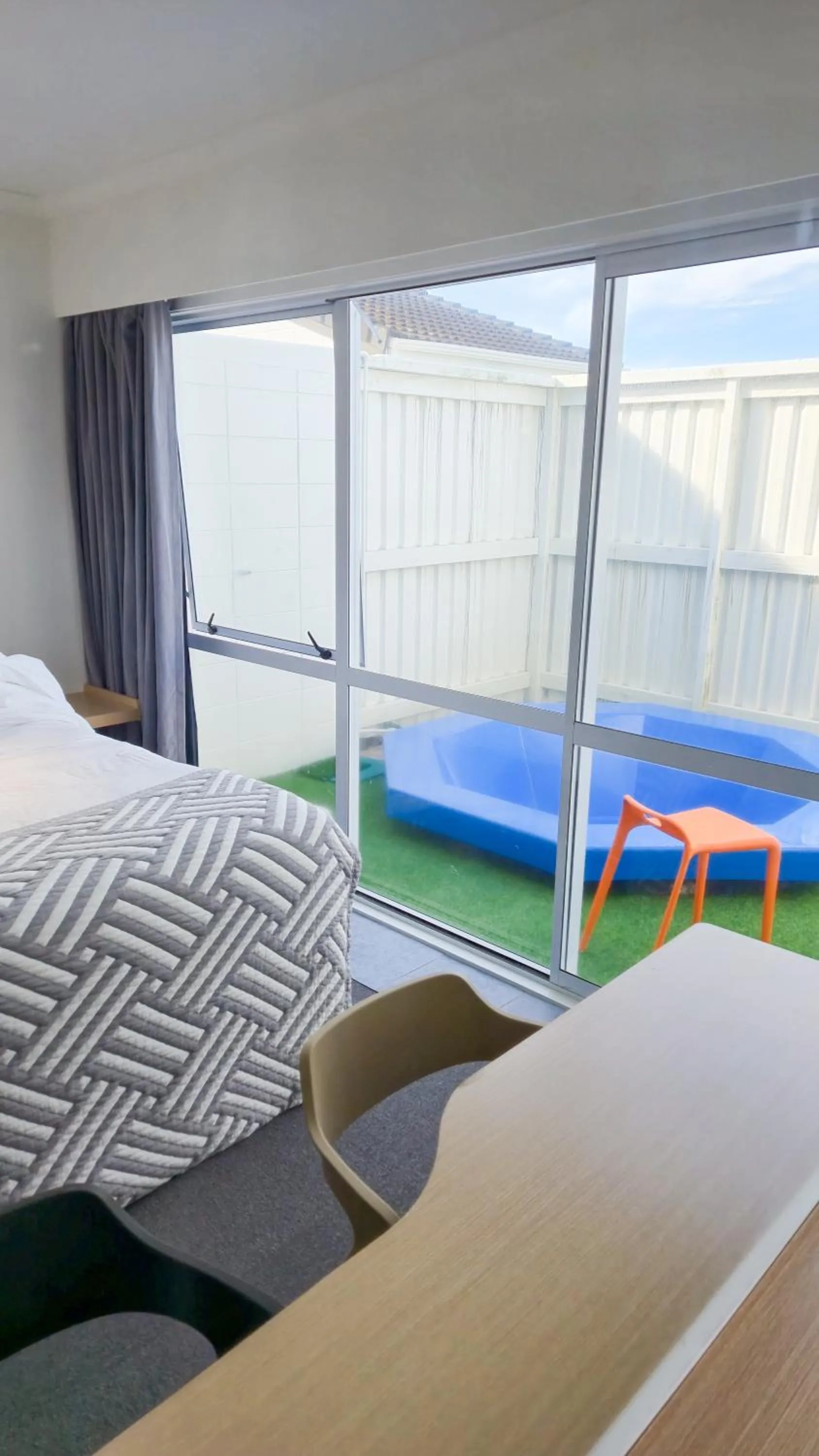 Bedroom, Bed in Alpin Motel & Conference Centre