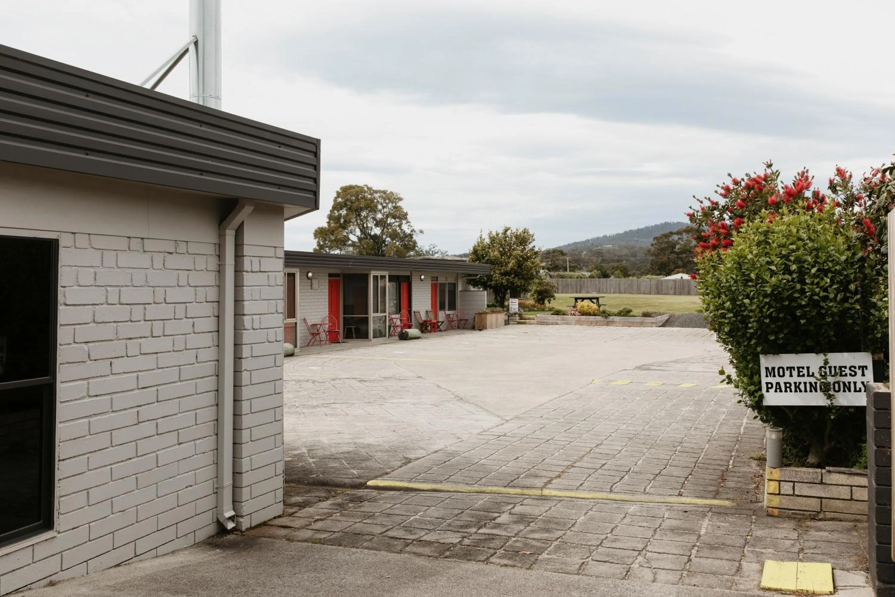 Property building in Anchor Wheel Motel