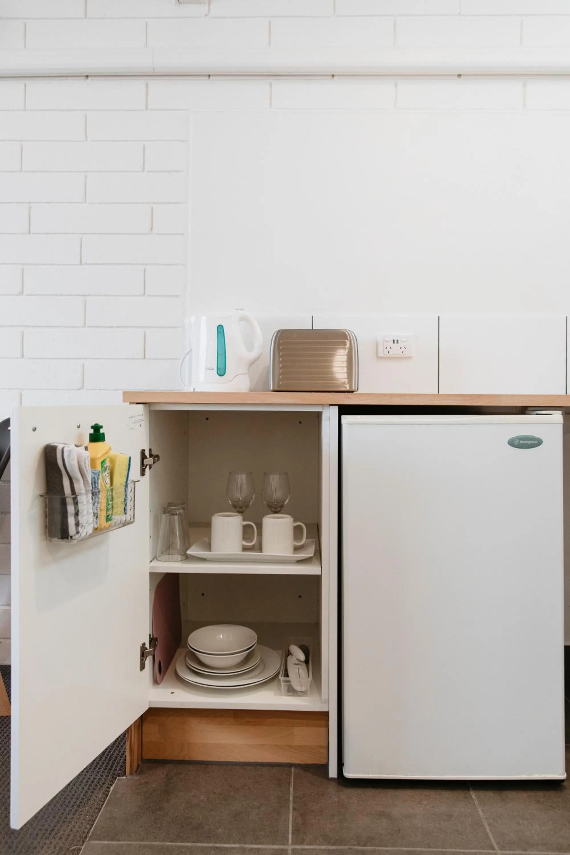Kitchen or kitchenette in Anchor Wheel Motel