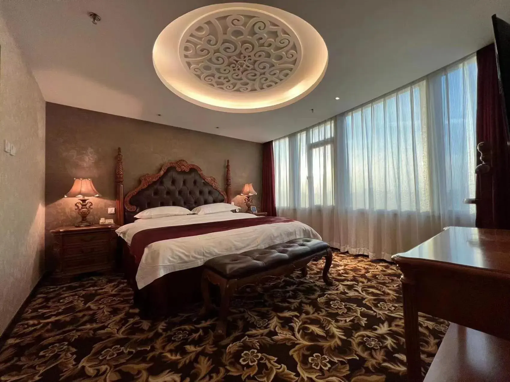 Classic Suite(30% discount in Chinese Restaurant except drinks) in Howard Johnson Paragon Hotel Beijing Classic Suite(30% discount in Chinese Restaurant except drinks) in Howard Johnson Paragon Hotel Beijing