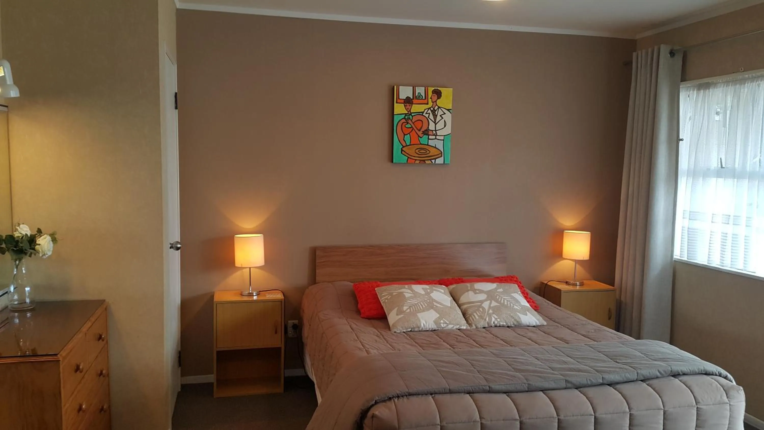 Bed in Six On Union Motel