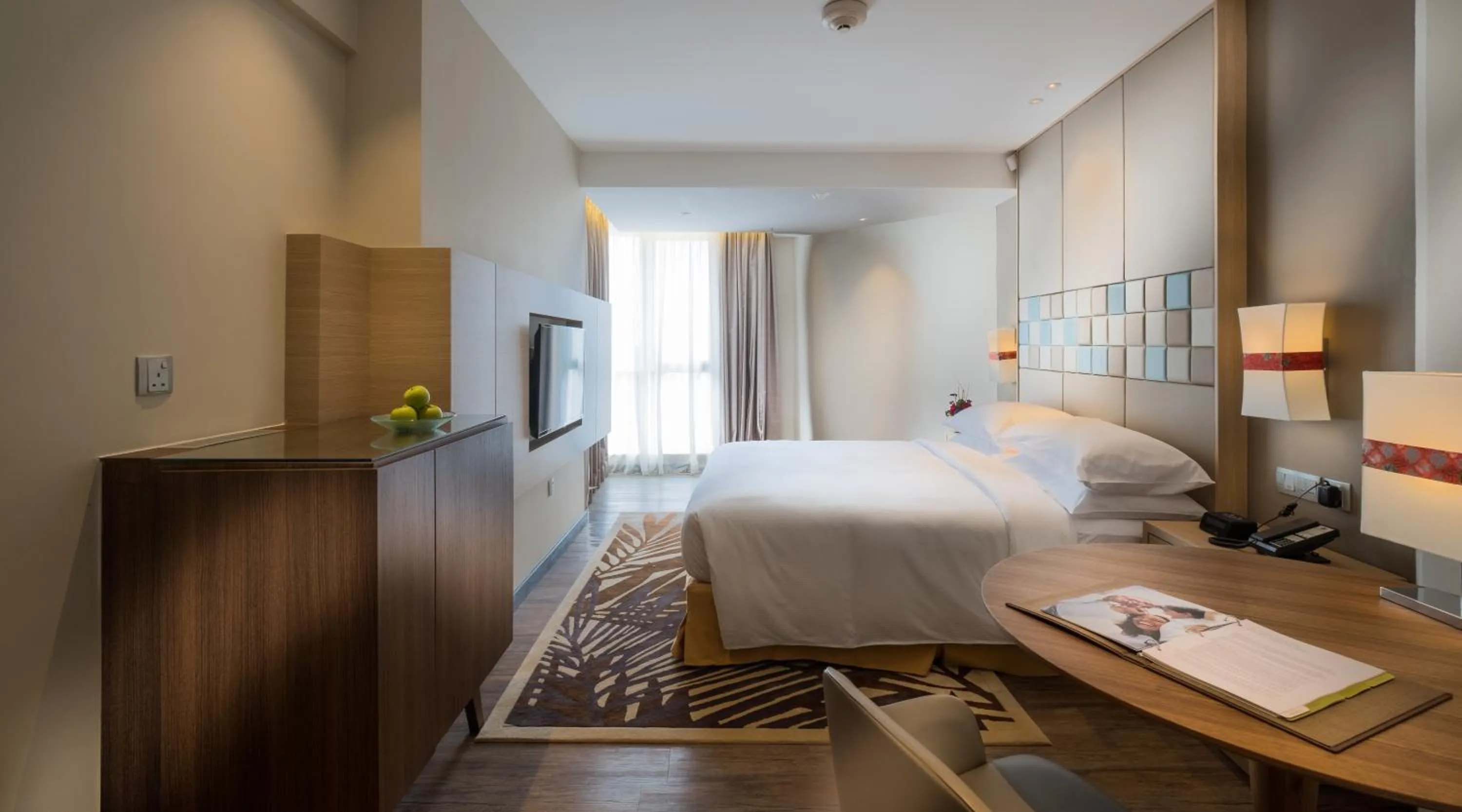 TV and multimedia, Bed in DoubleTree Resort by Hilton Hotel Penang