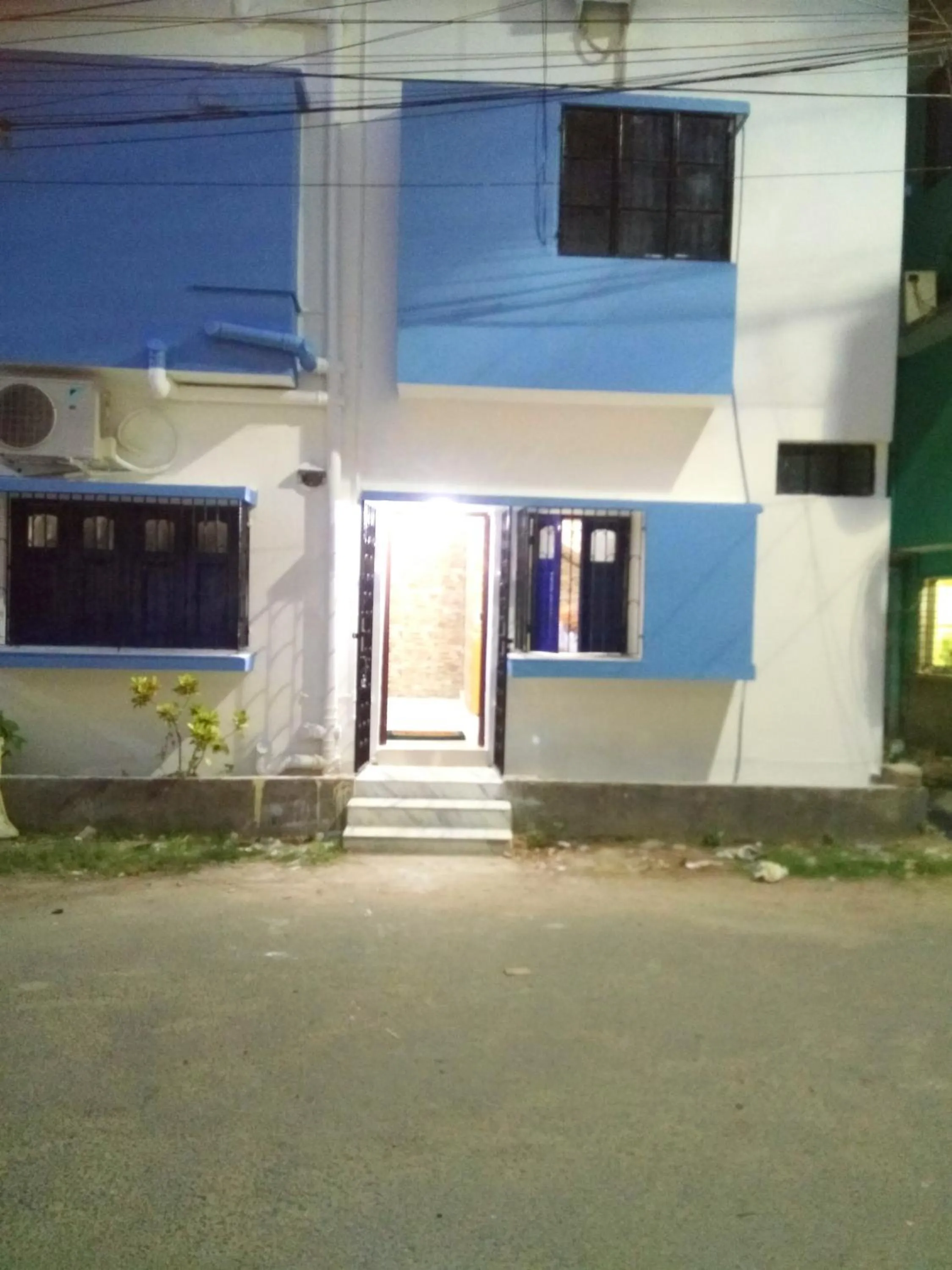 Facade/entrance in Kollolini Kolkata