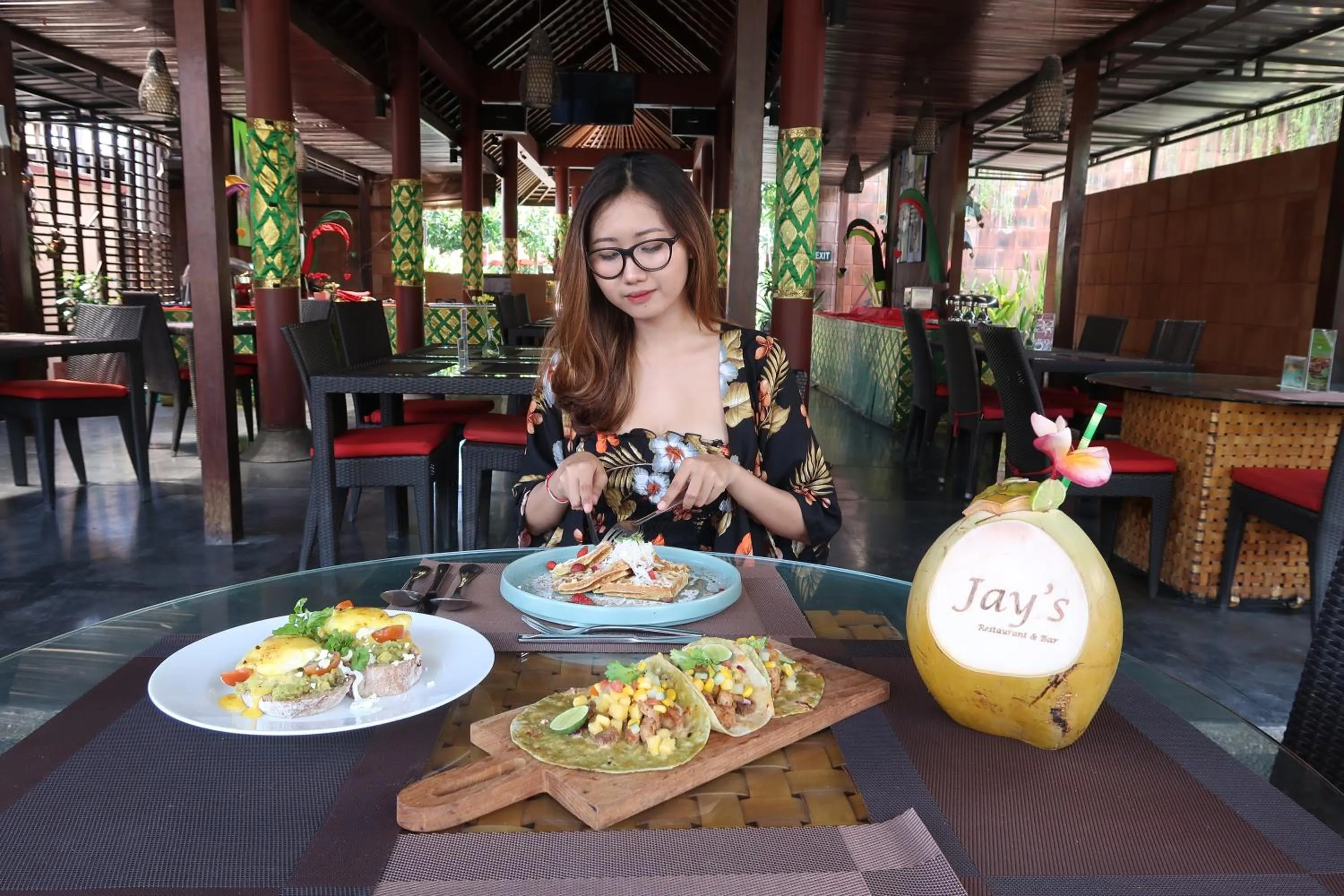 Restaurant/places to eat in Jay's Villa Umalas