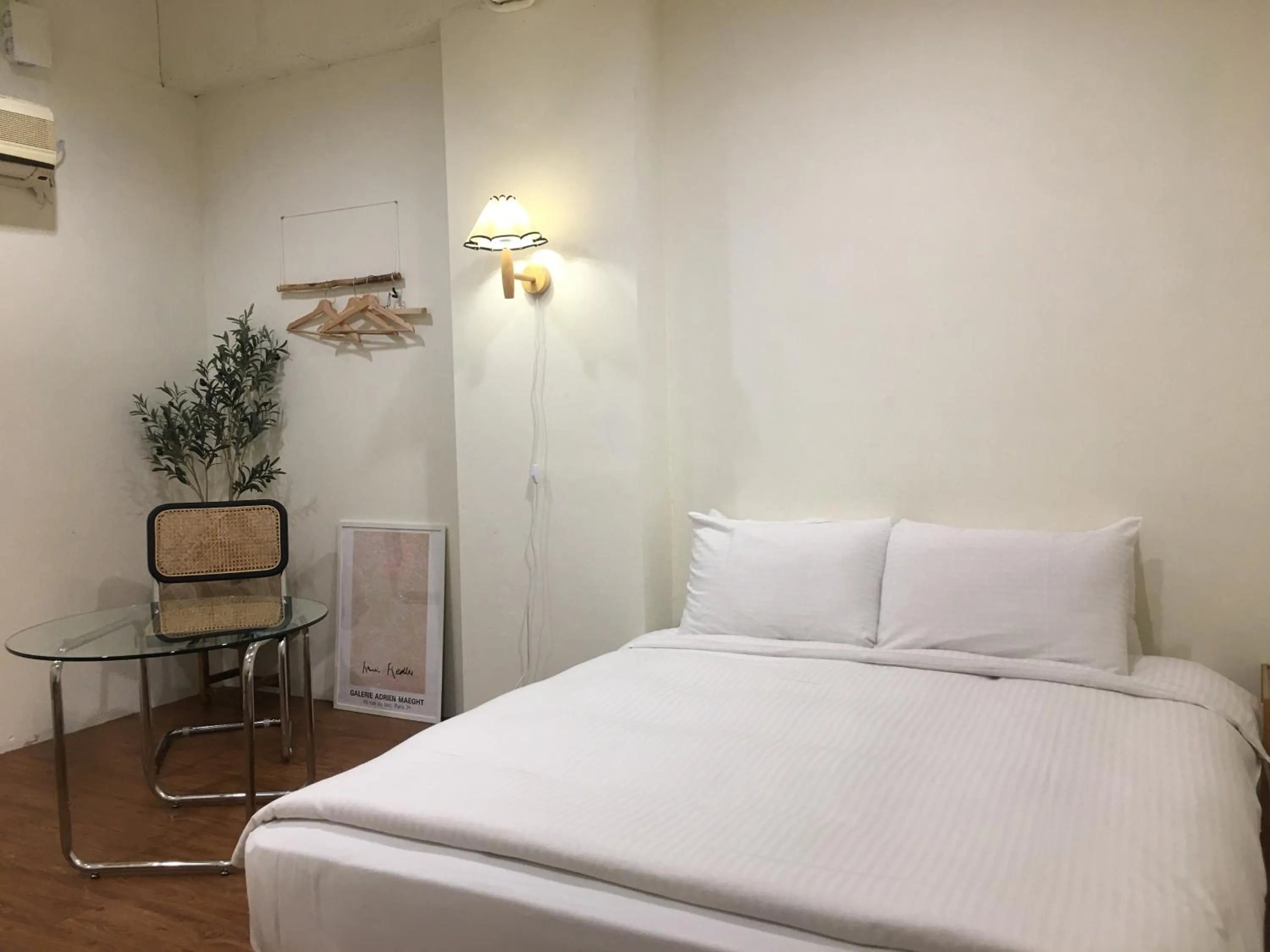 Bed in Xiu Shui Hotel