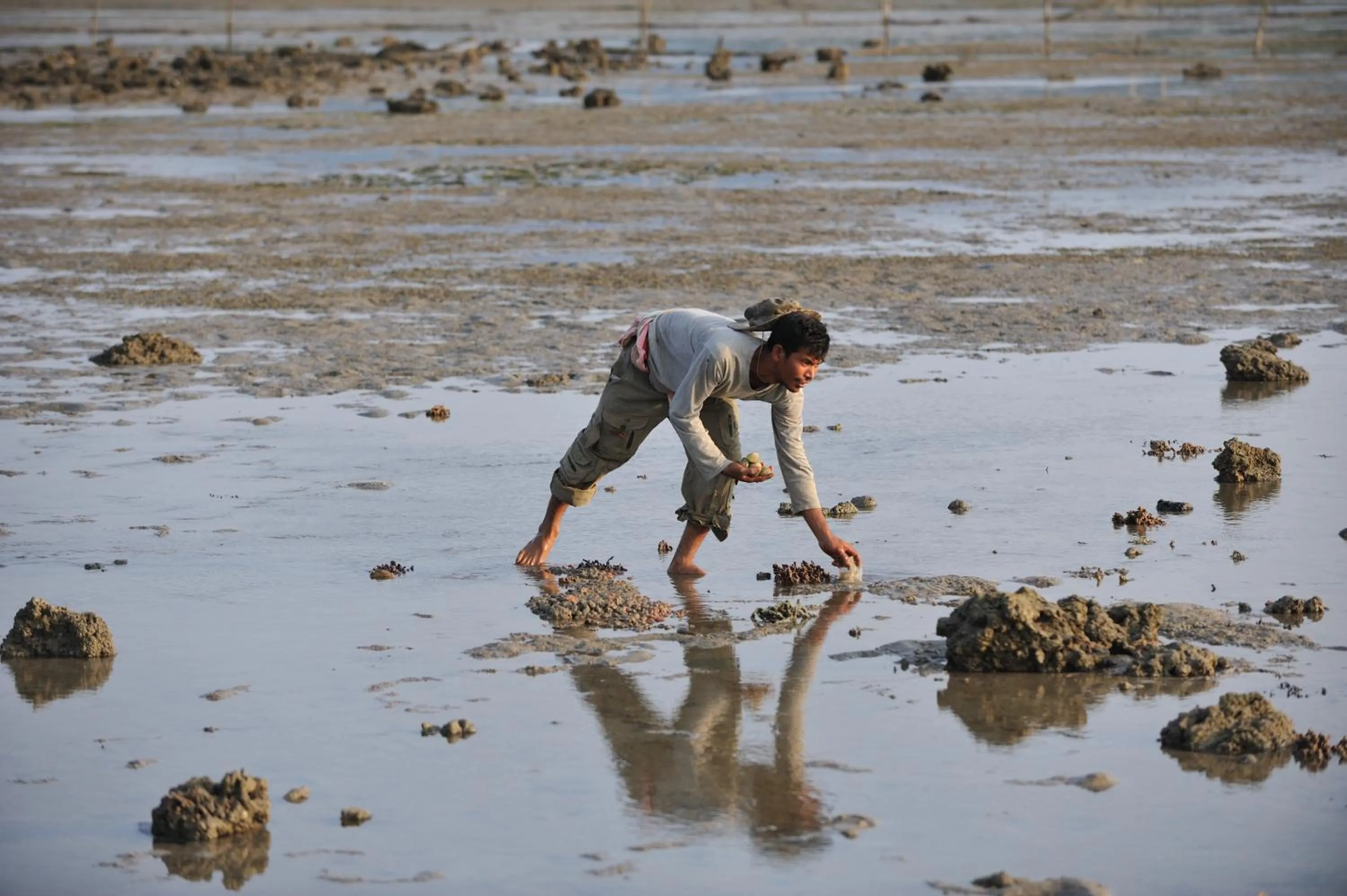 Activities in KhaoTong Villa at Melina's