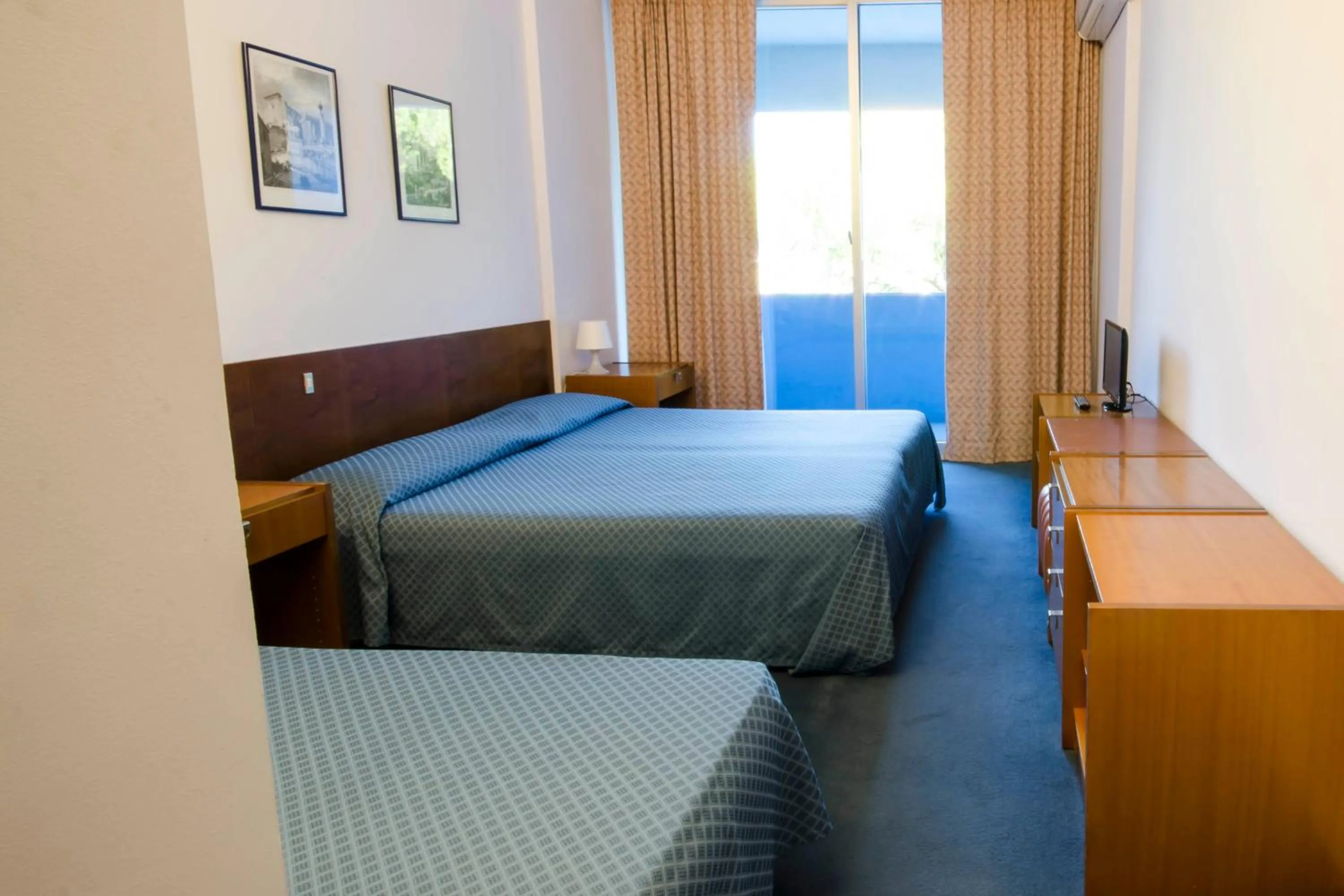 Photo of the whole room, Bed in Grand Hotel Helios