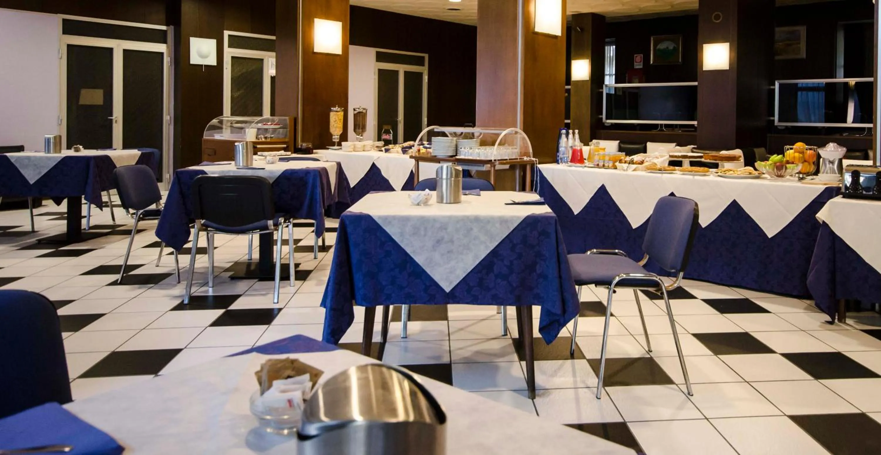 Breakfast in Grand Hotel Helios