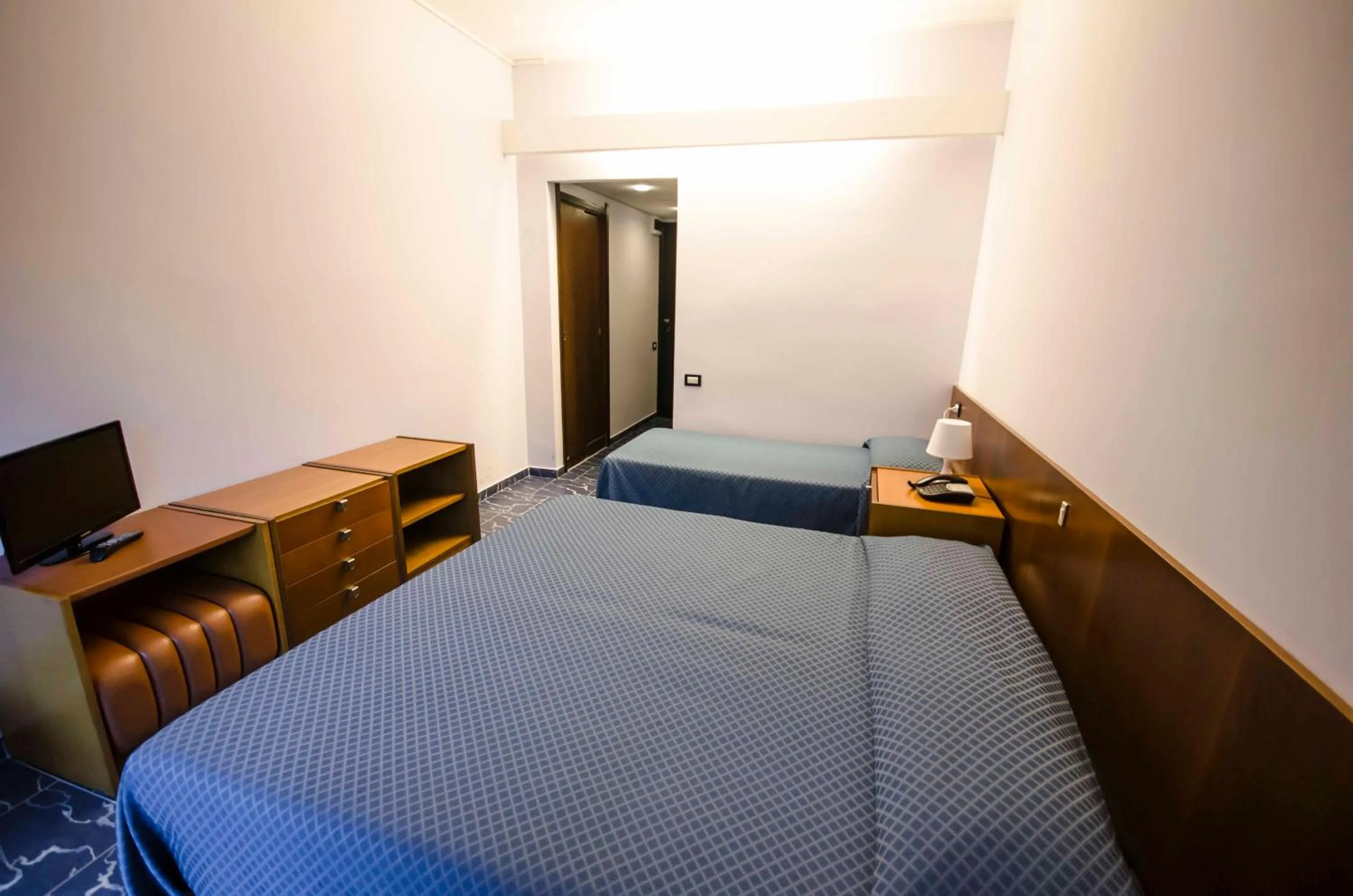 Photo of the whole room, Bed in Grand Hotel Helios