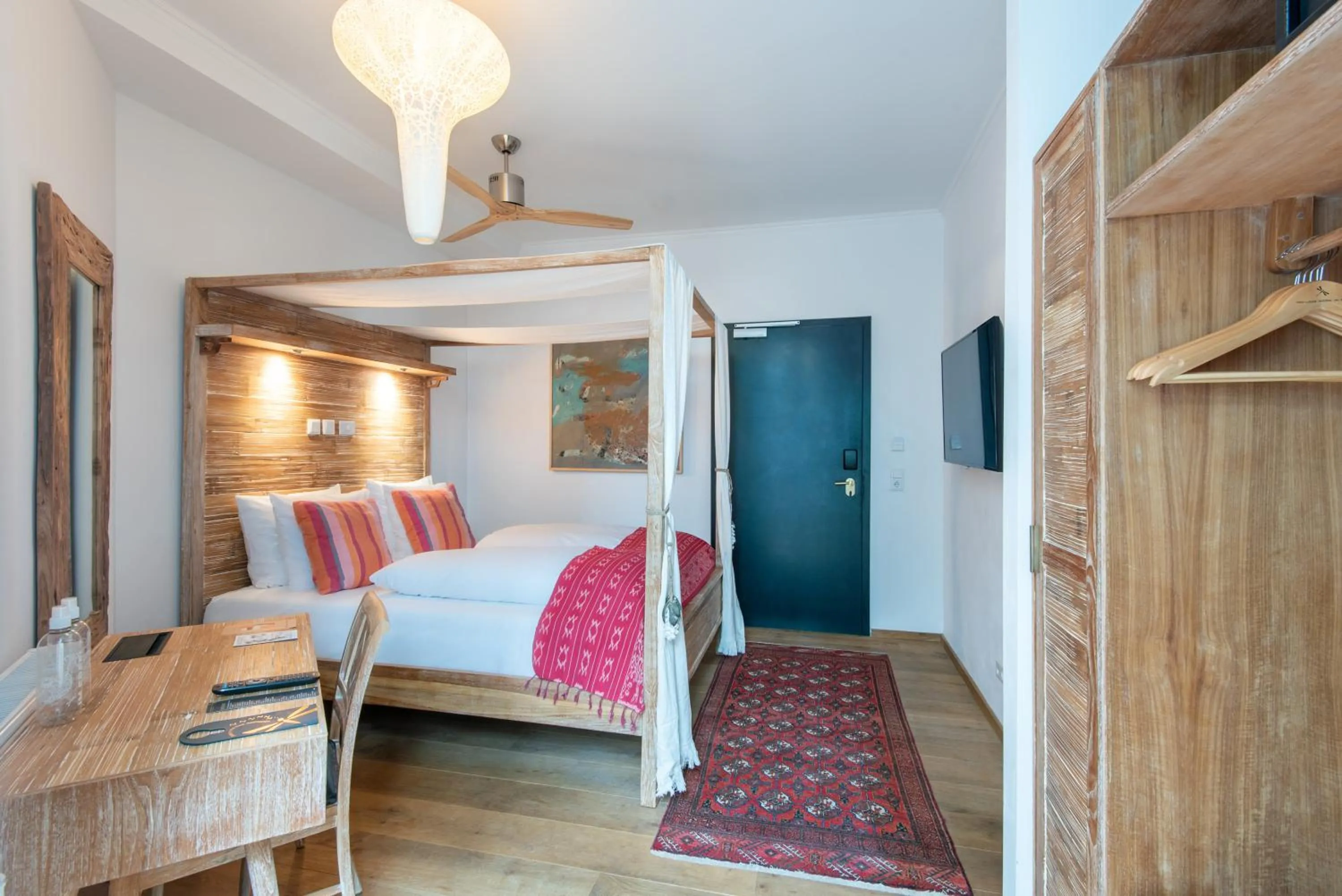 Bedroom, Bed in Lulu Guldsmeden