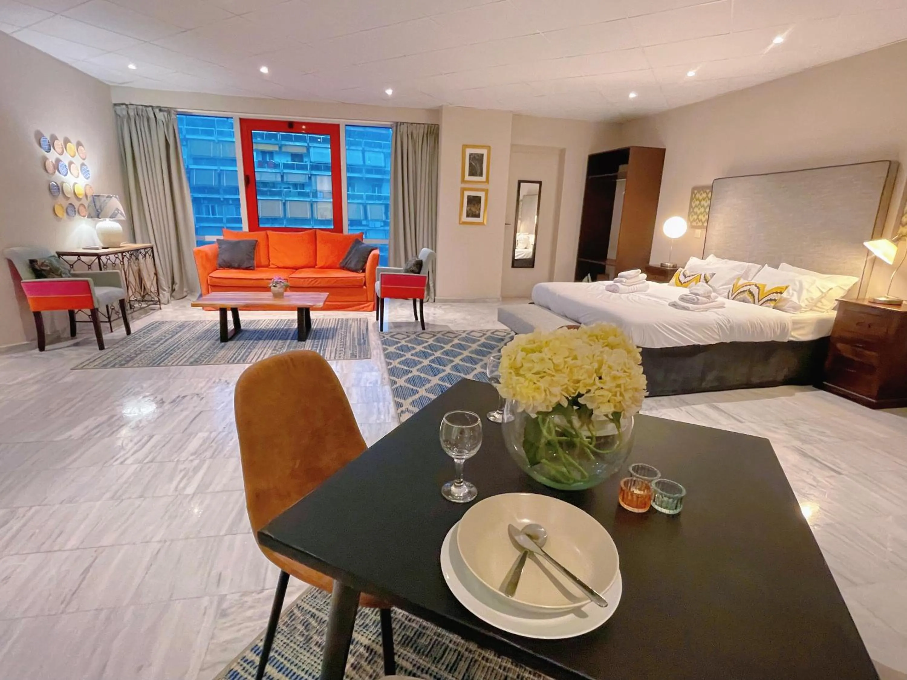 Dining area in WSD Baia Acropolis Hotel Apartment