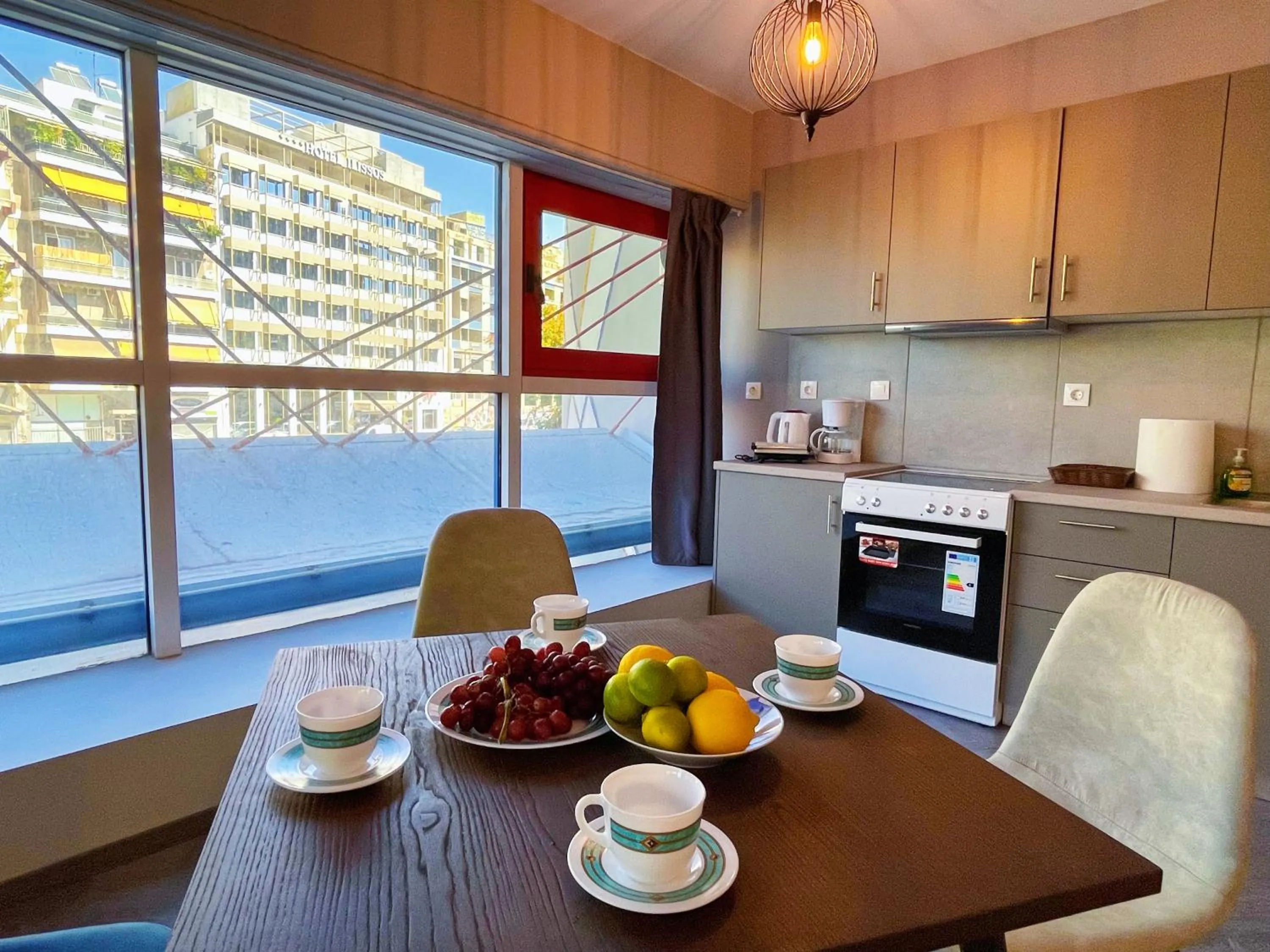 Dining area in WSD Baia Acropolis Hotel Apartment