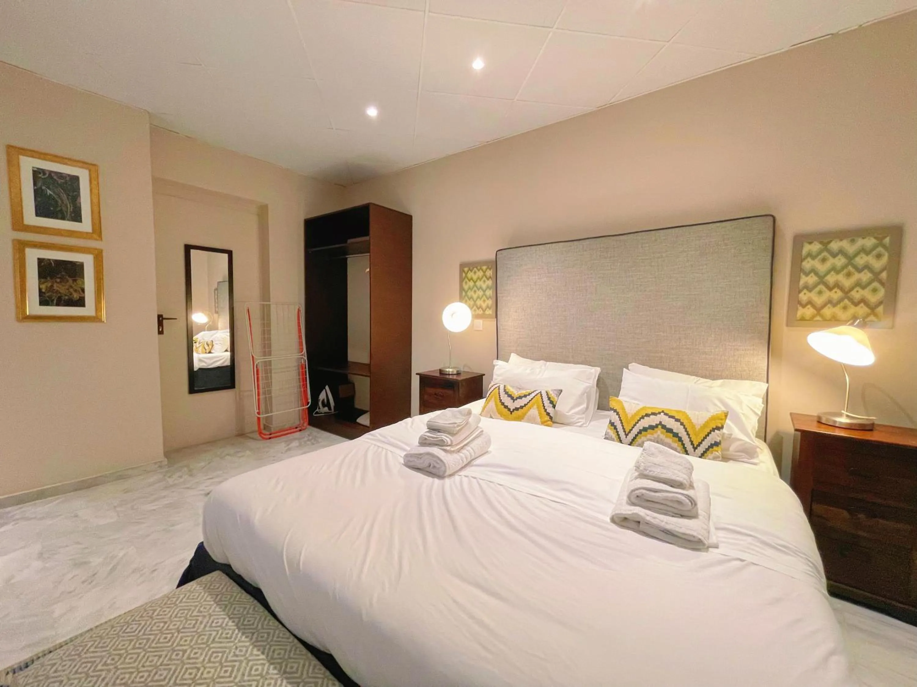 Bedroom in WSD Baia Acropolis Hotel Apartment