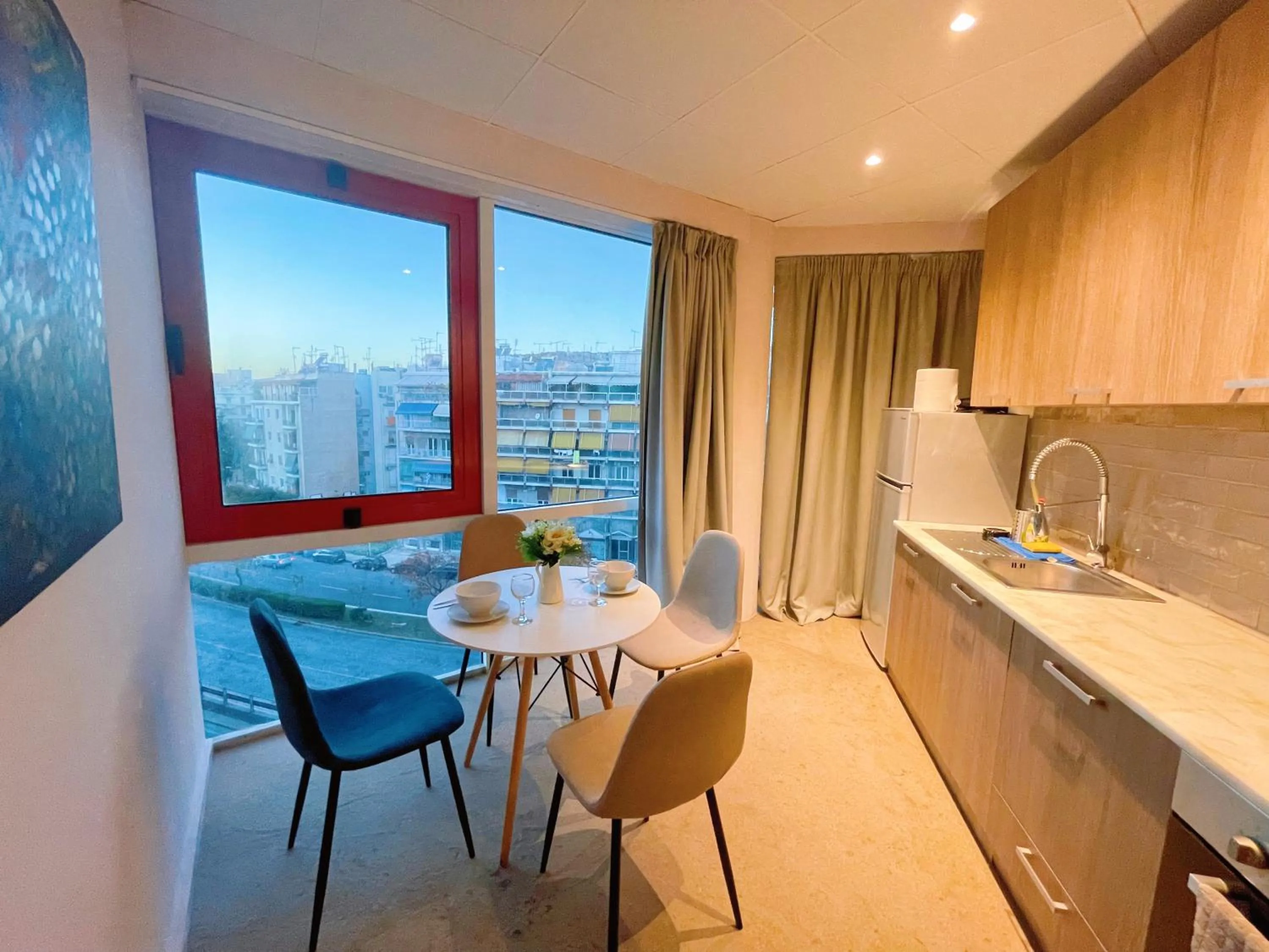 Dining area in WSD Baia Acropolis Hotel Apartment