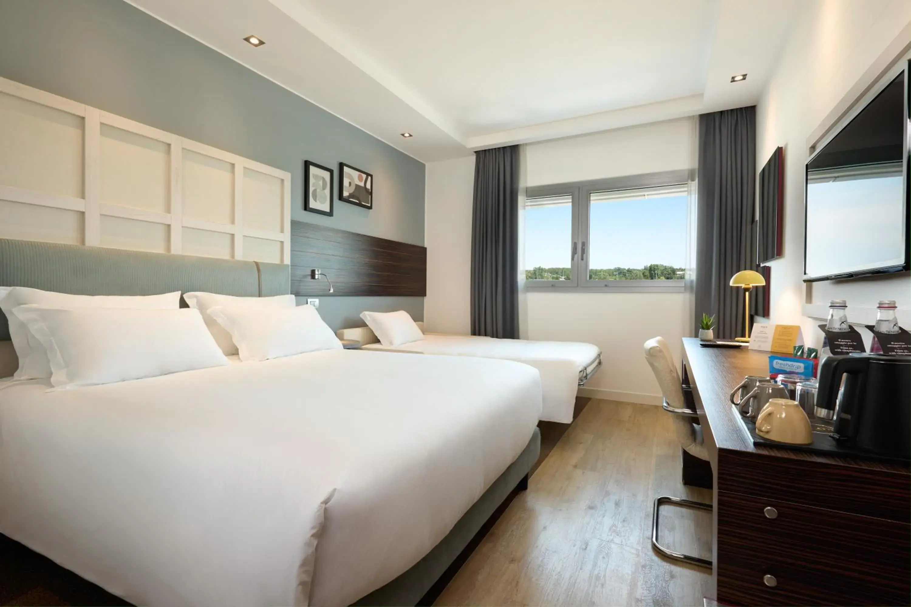 Standard Queen Room with Sofa Bed - Non-Smoking in voco Venice Mestre - The Quid by IHG Standard Queen Room with Sofa Bed - Non-Smoking in voco Venice Mestre - The Quid by IHG