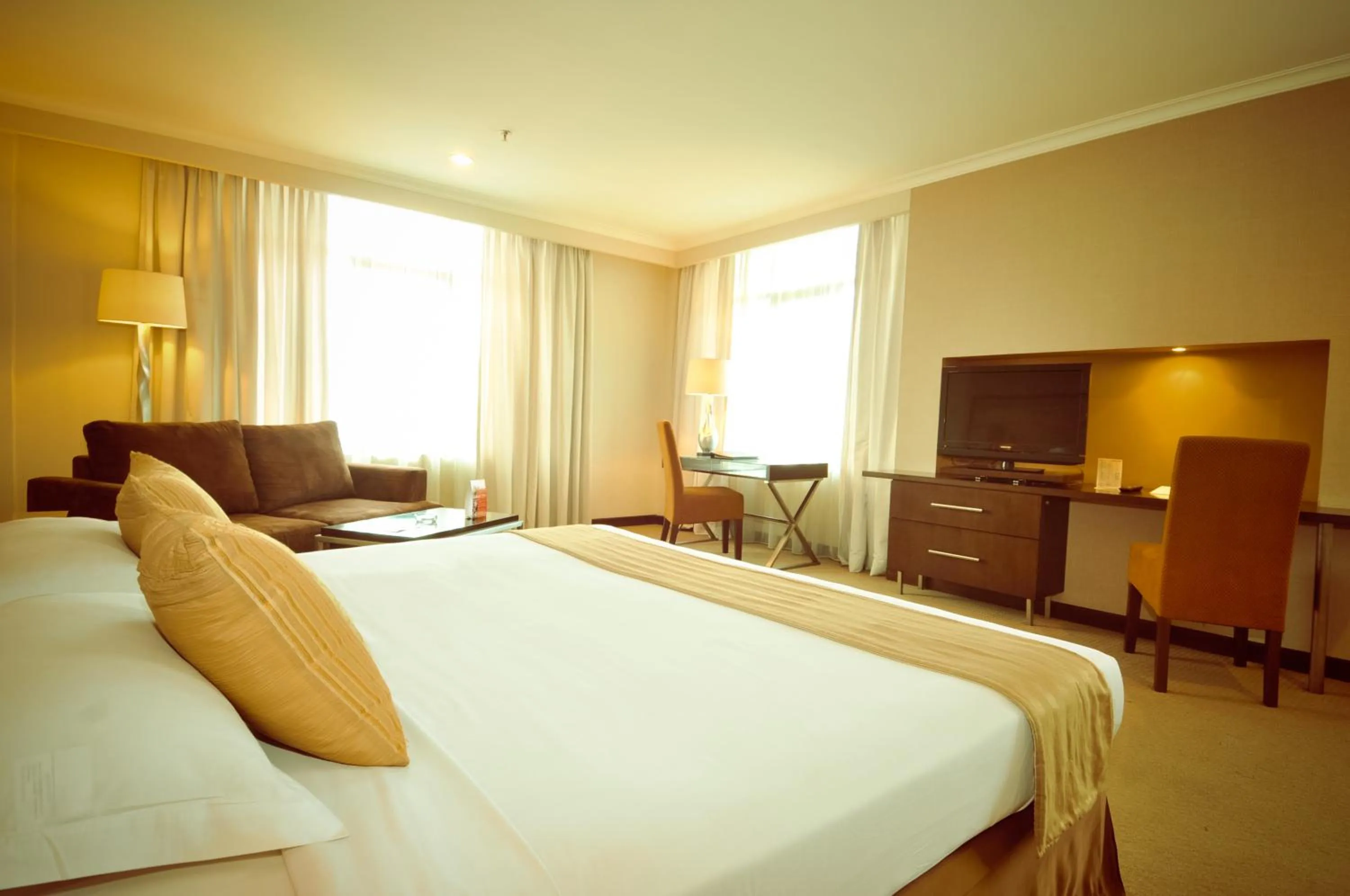 Photo of the whole room, Bed in Sari Ater Kamboti Hotel Bandung