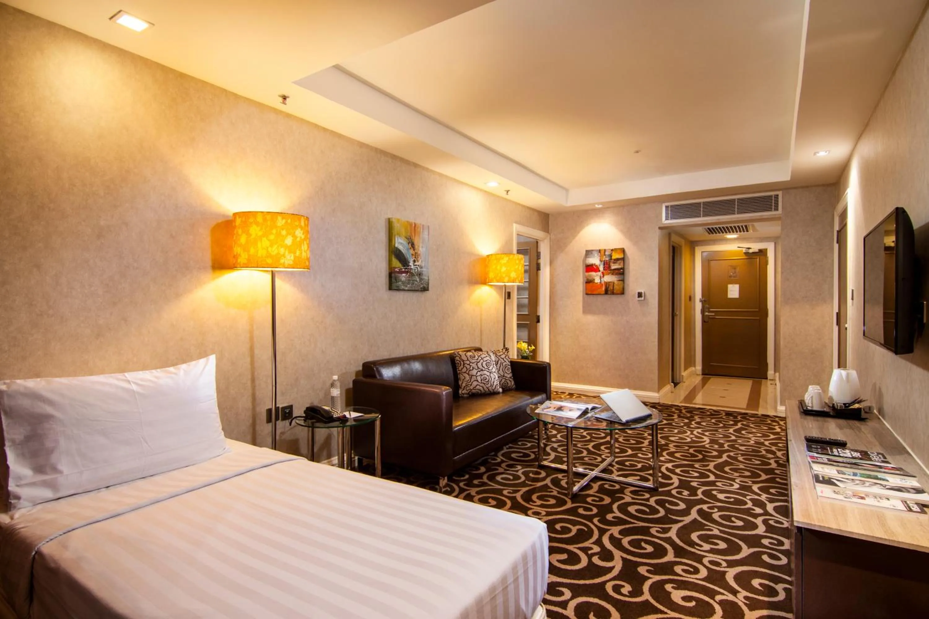 Living room, Bed in Sunway Putra Hotel Kuala Lumpur