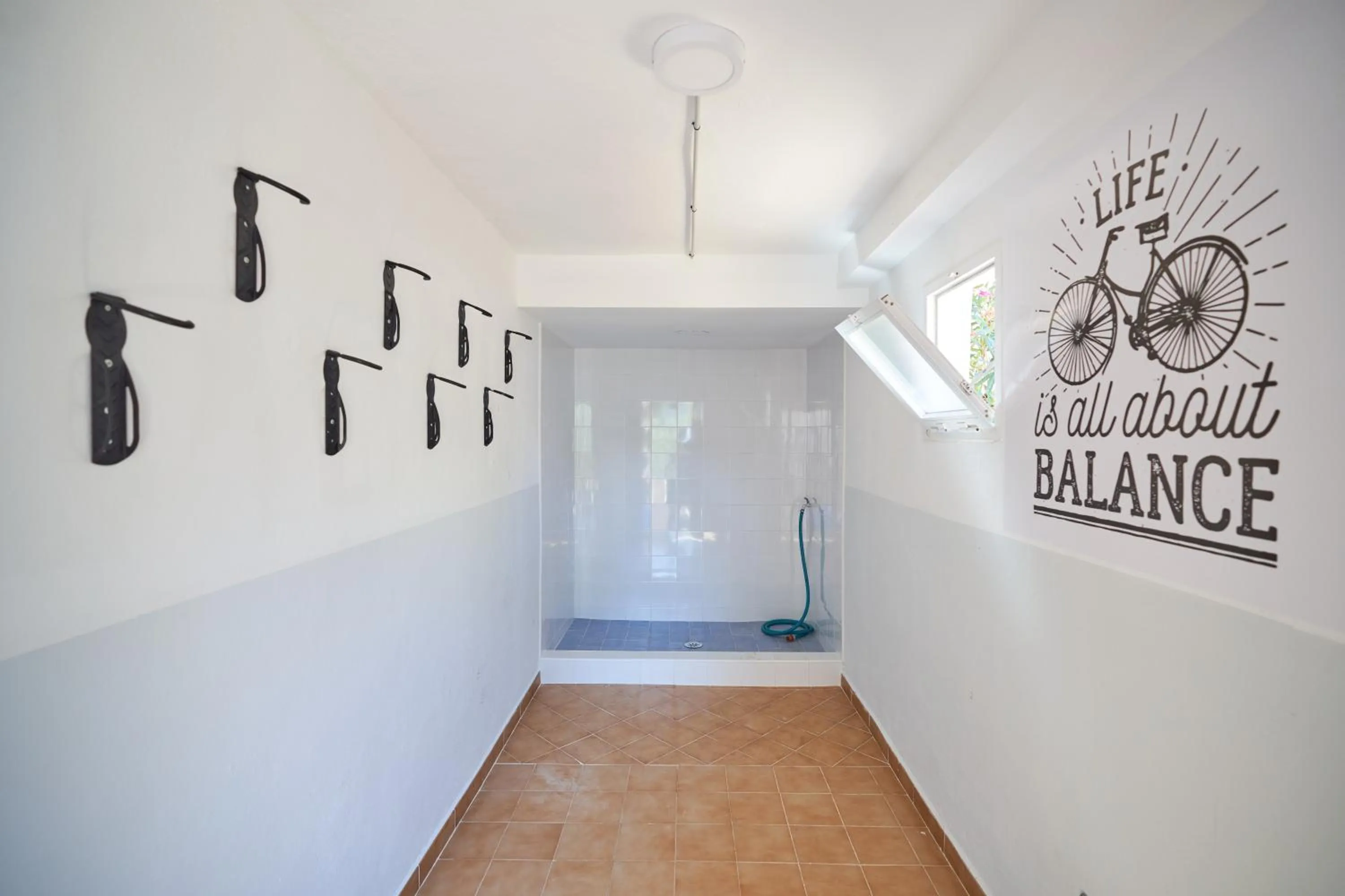 Activities in Bahia Suites Camp de Mar