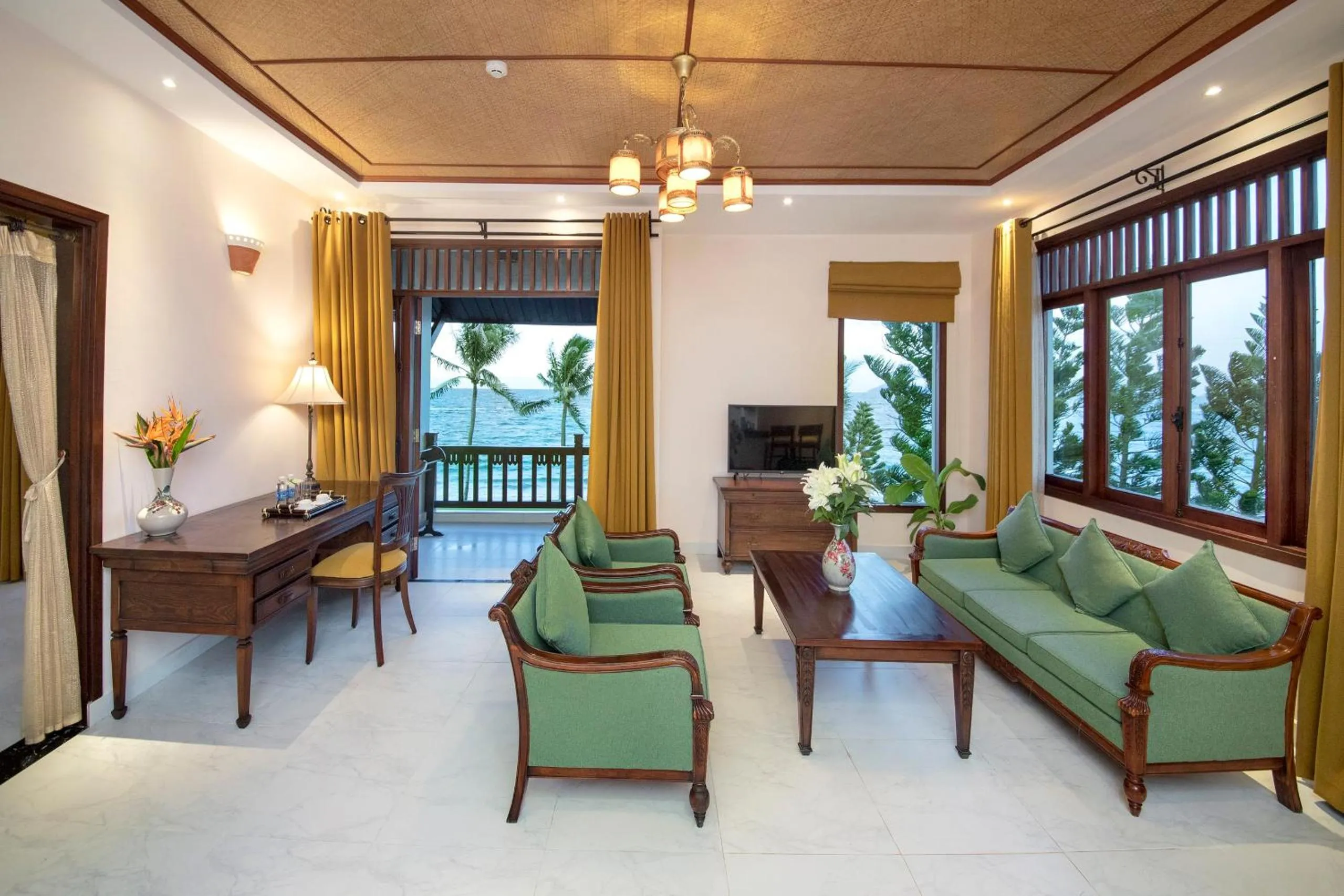 Living room in Palm Garden Beach Resort & Spa