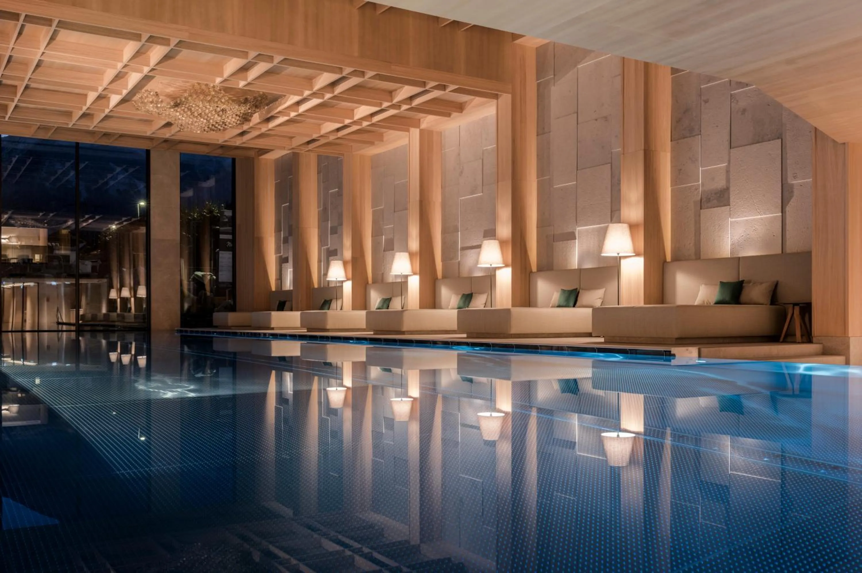 Swimming pool in Neuhaus Zillertal Resort