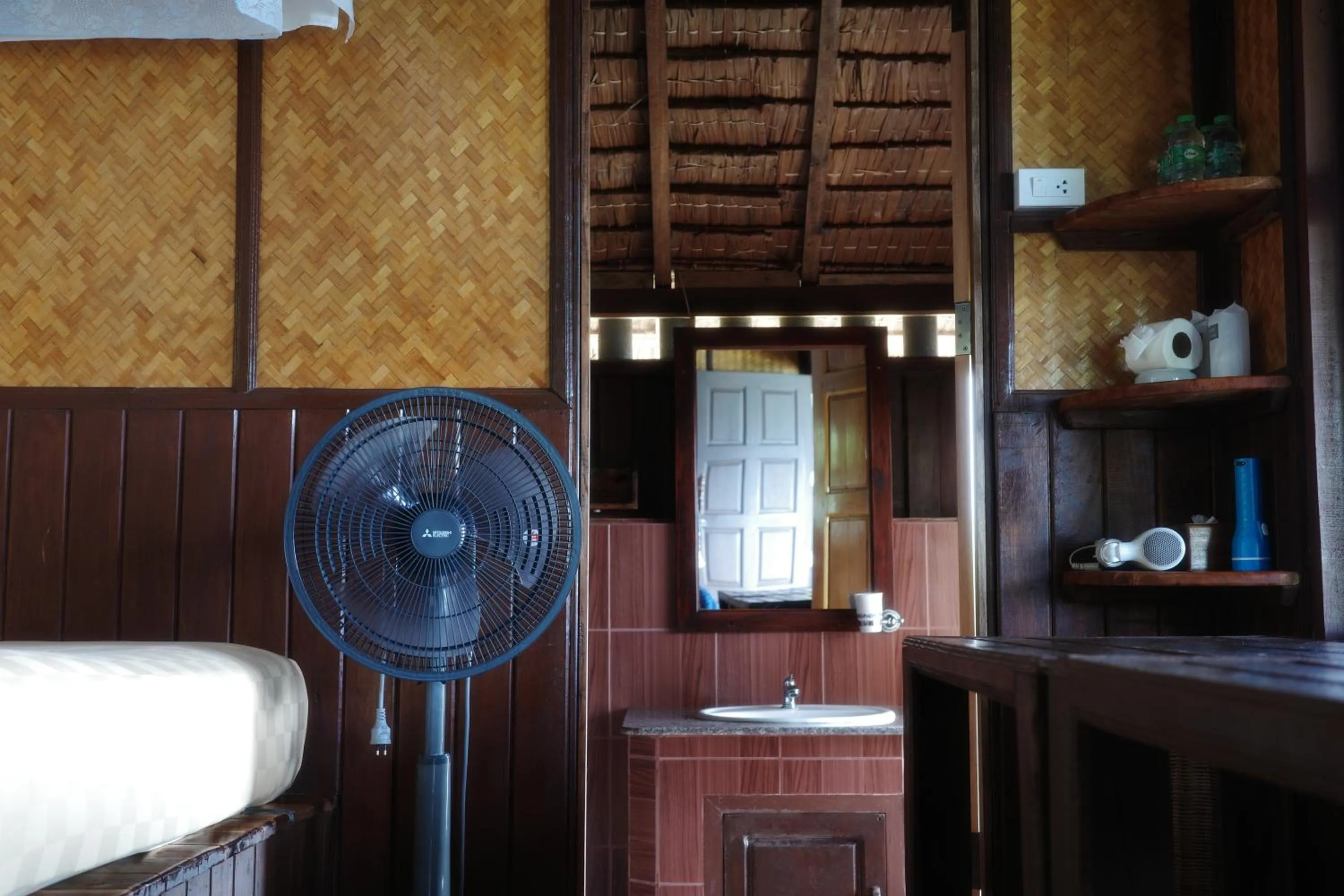 Toilet in Phi Phi Relax Beach Resort