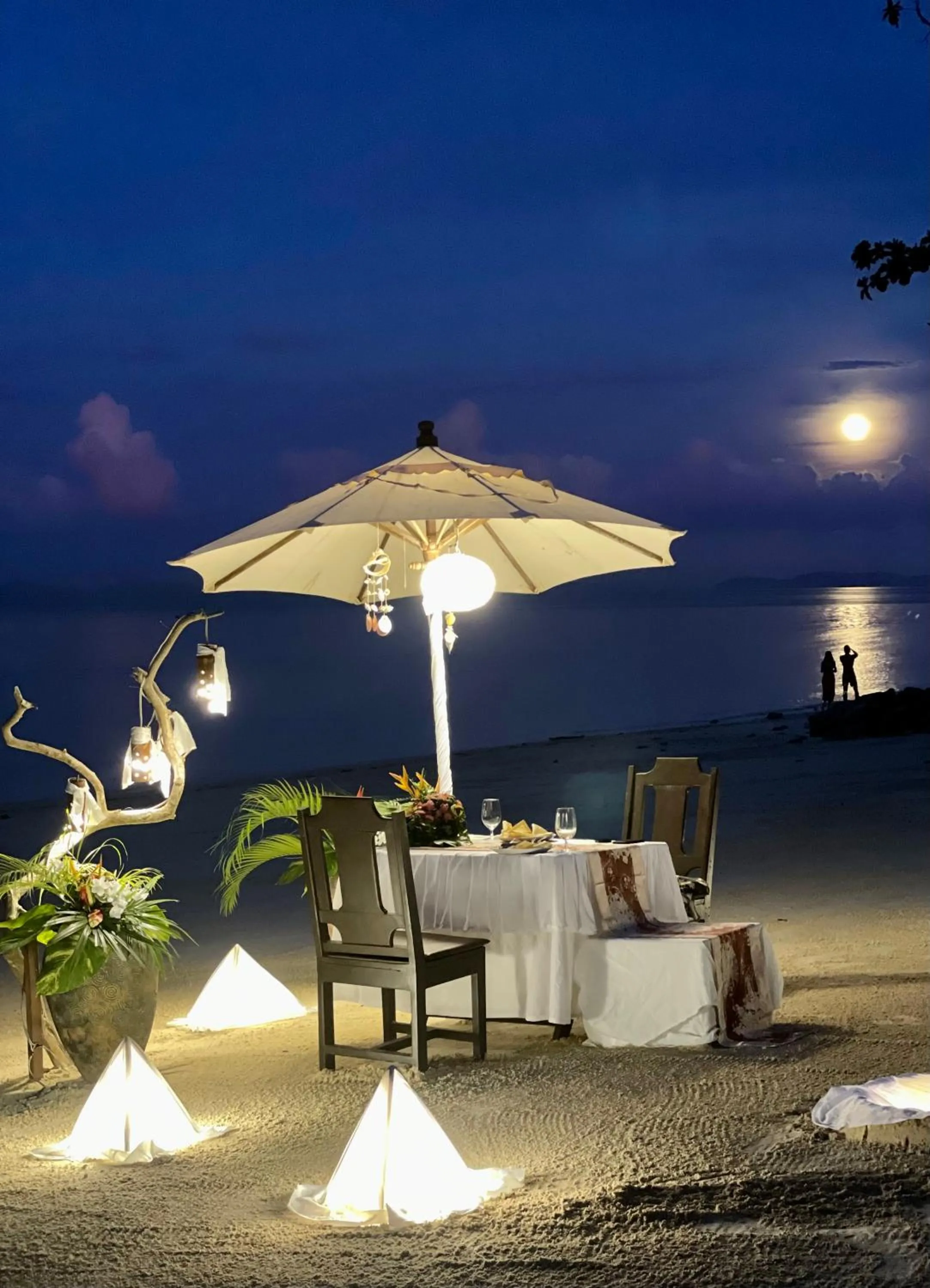 Night in Phi Phi Relax Beach Resort