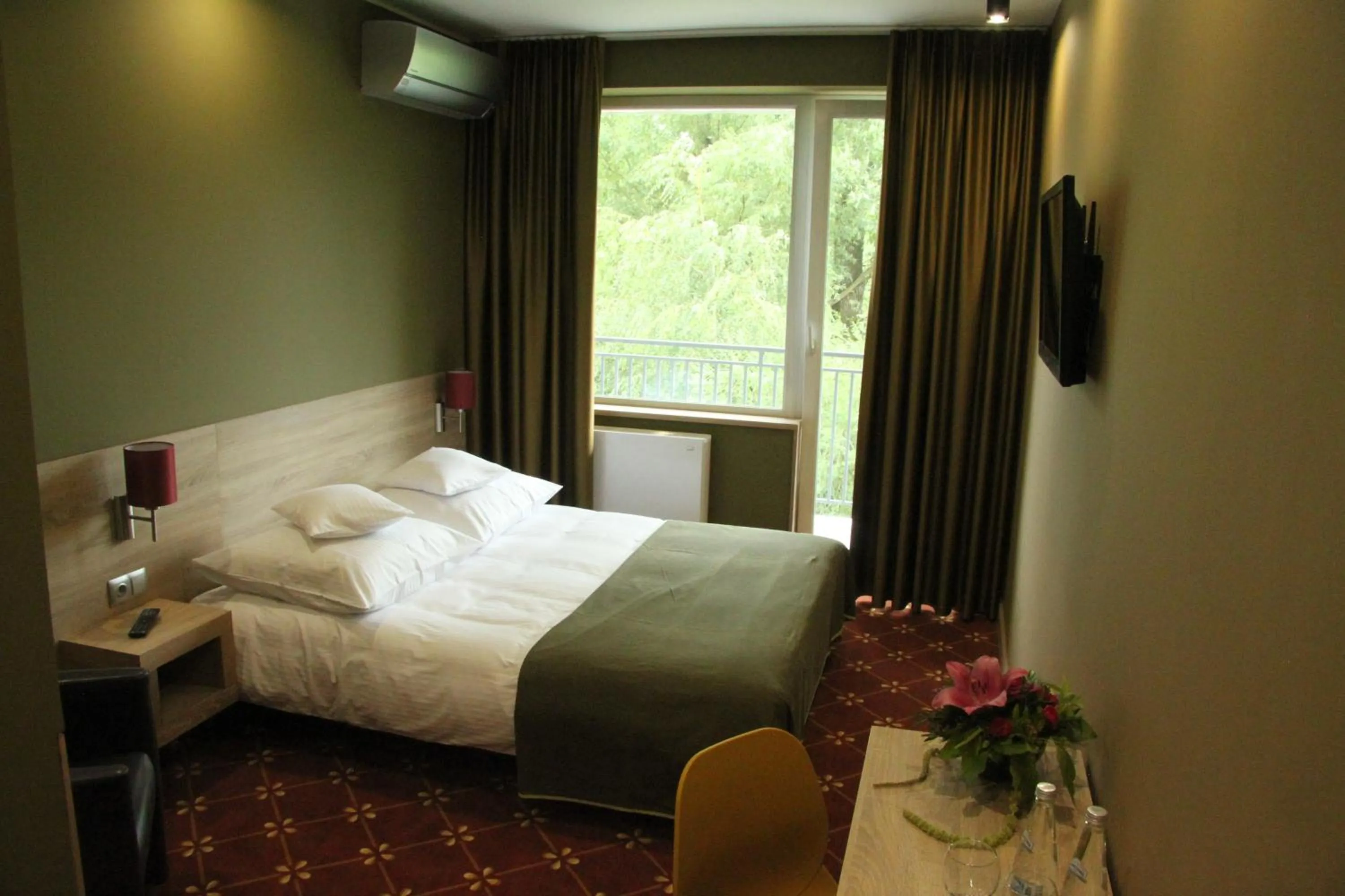 Bed in Hotel Dunajec