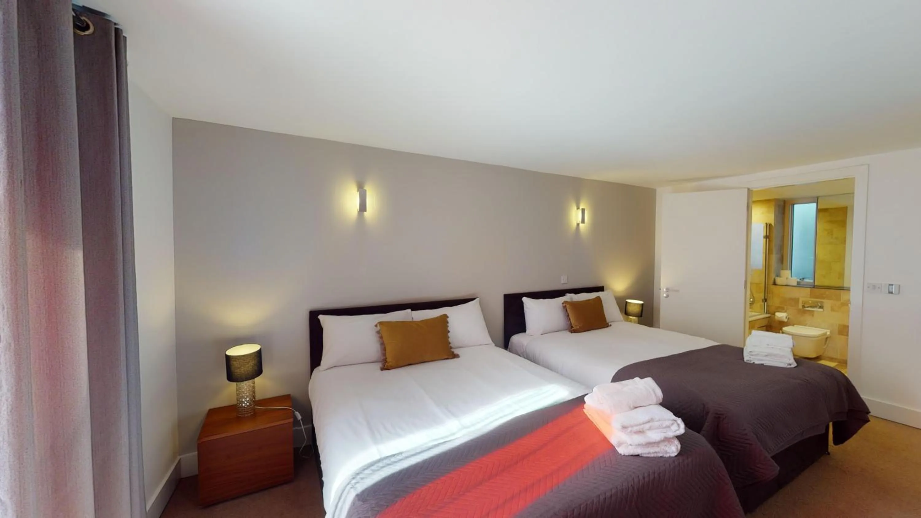 Bedroom, Bed in The Sinclair Building