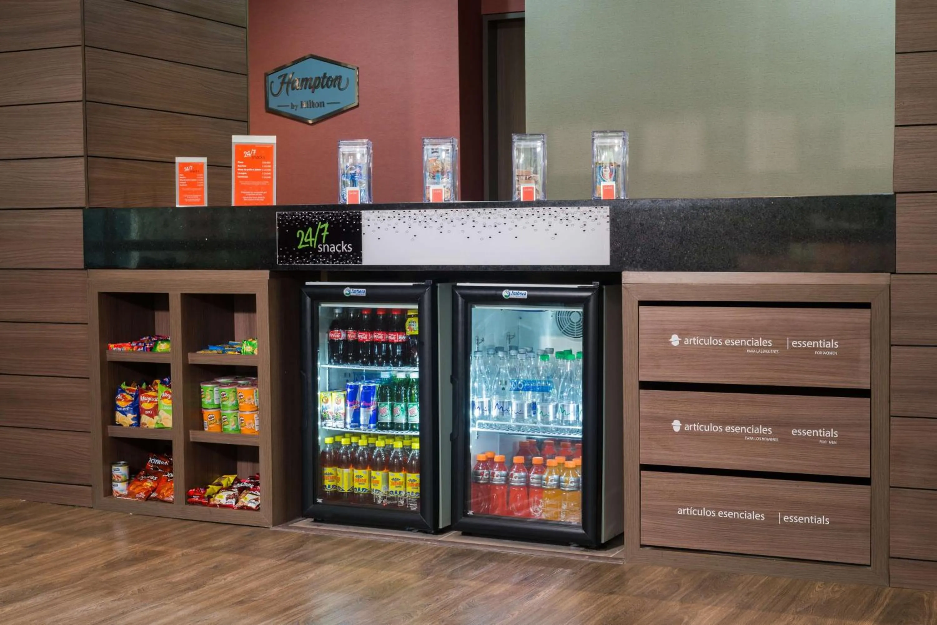 Restaurant/places to eat in Hampton By Hilton Bogota Airport