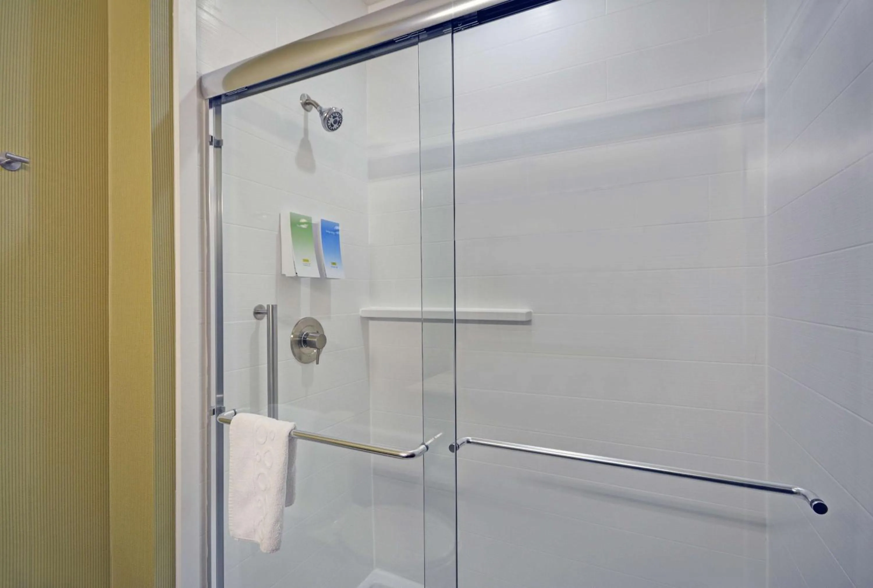 Bathroom in Home2 Suites By Hilton Dallas Desoto