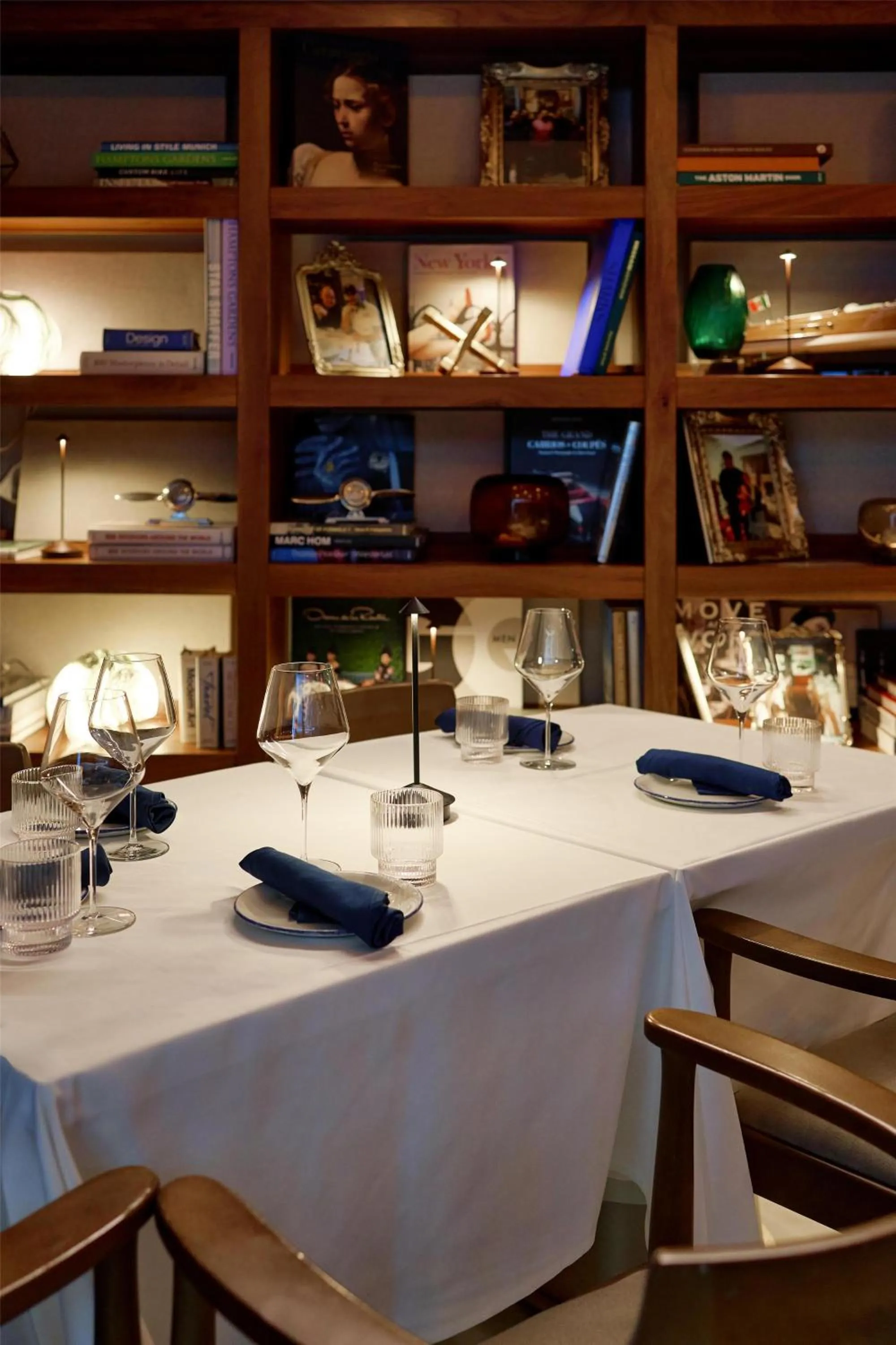 Restaurant/places to eat in Conrad Fort Lauderdale Beach