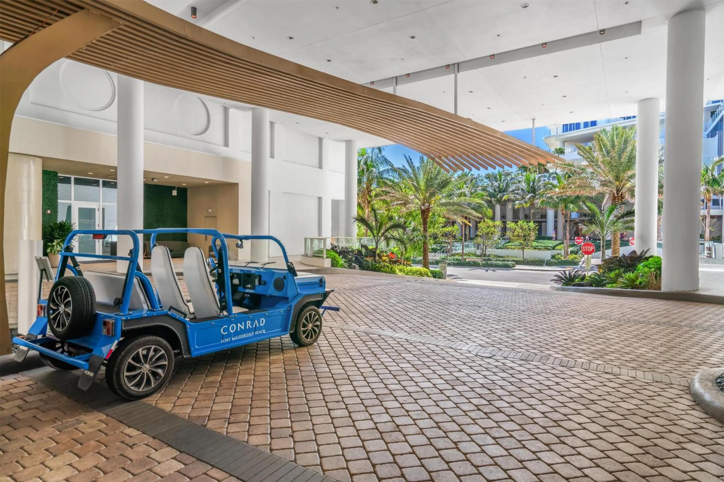 Property building in Conrad Fort Lauderdale Beach
