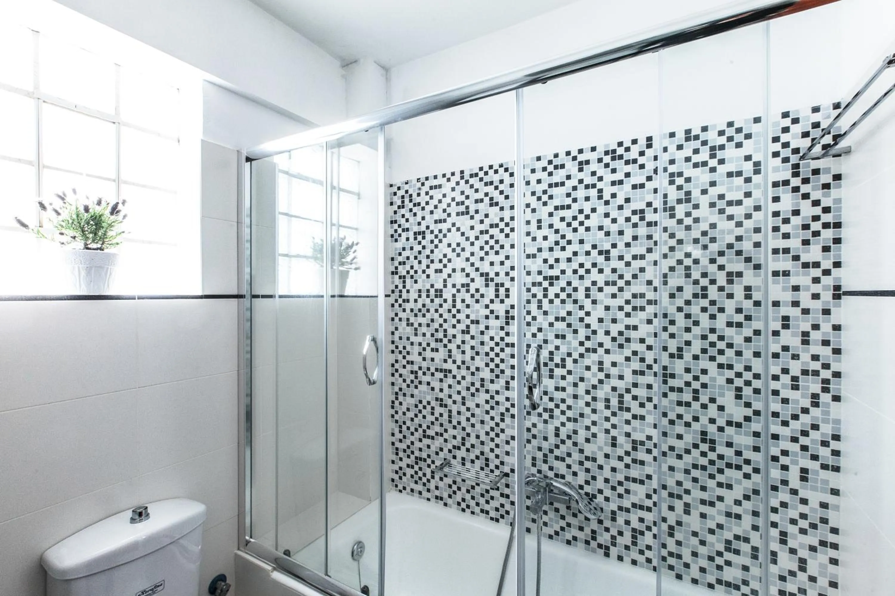 Shower in DN Sea Apartments