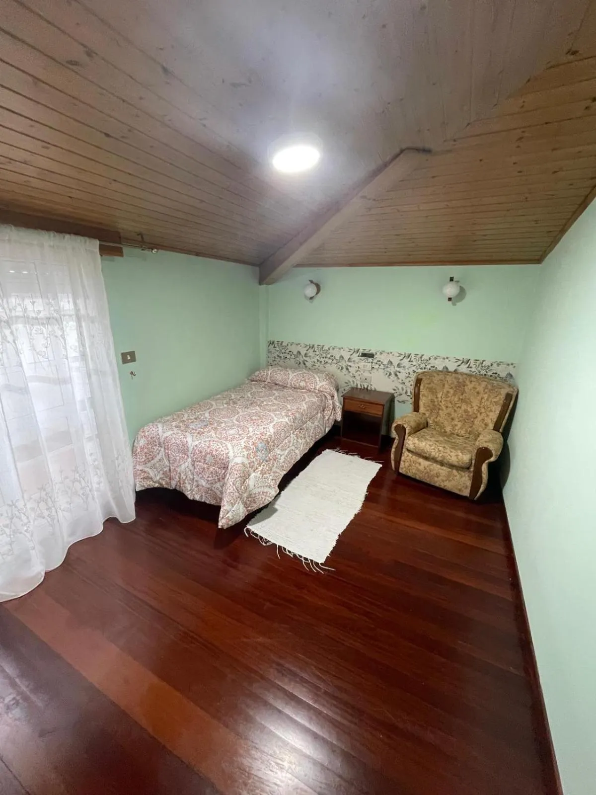 Bed in Hotel Victorino