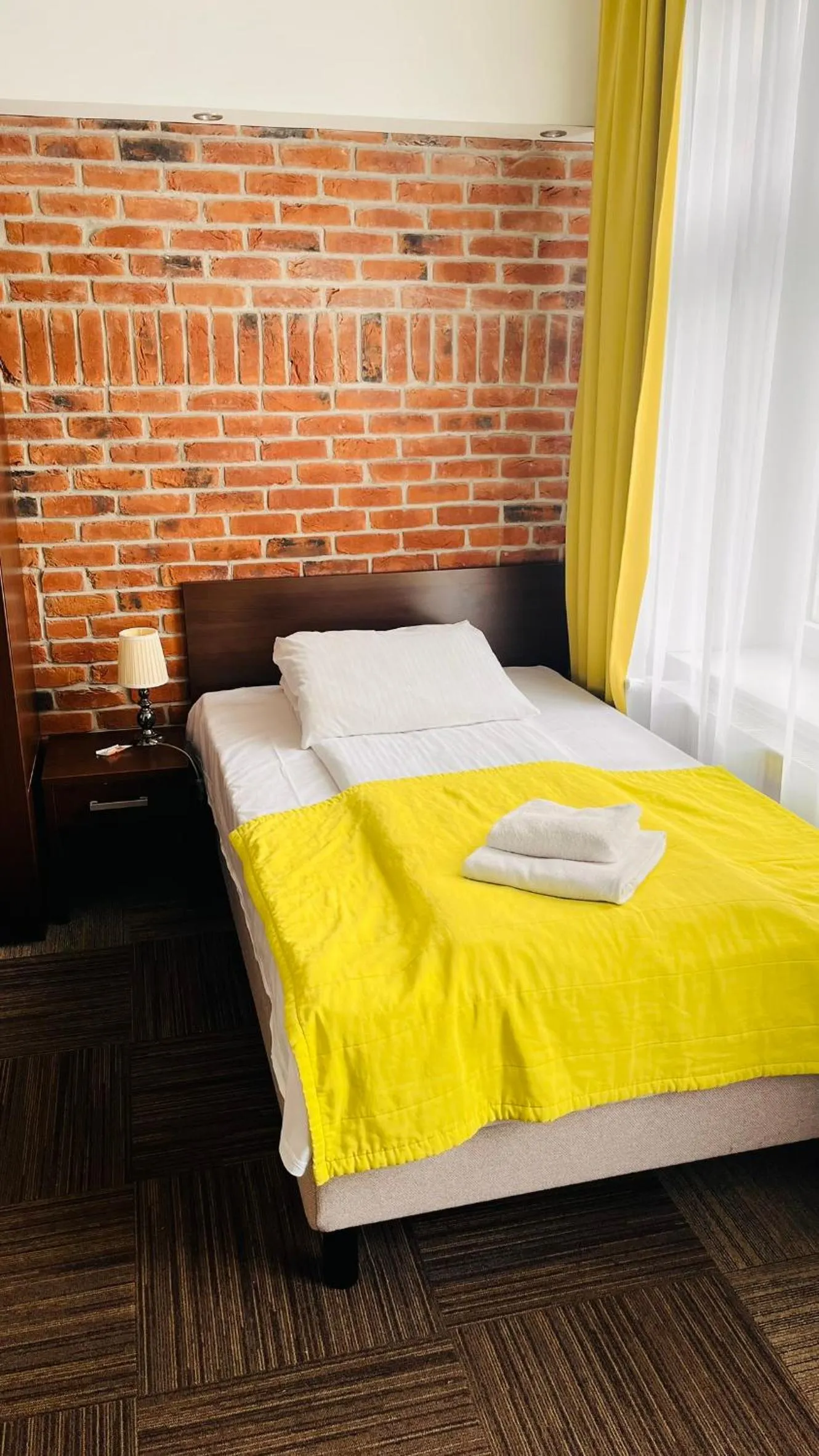 Bed in Hotel Artus - Old Town