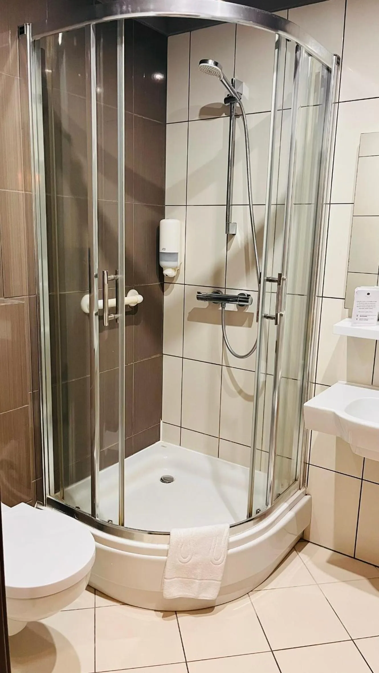 Shower in Hotel Artus - Old Town