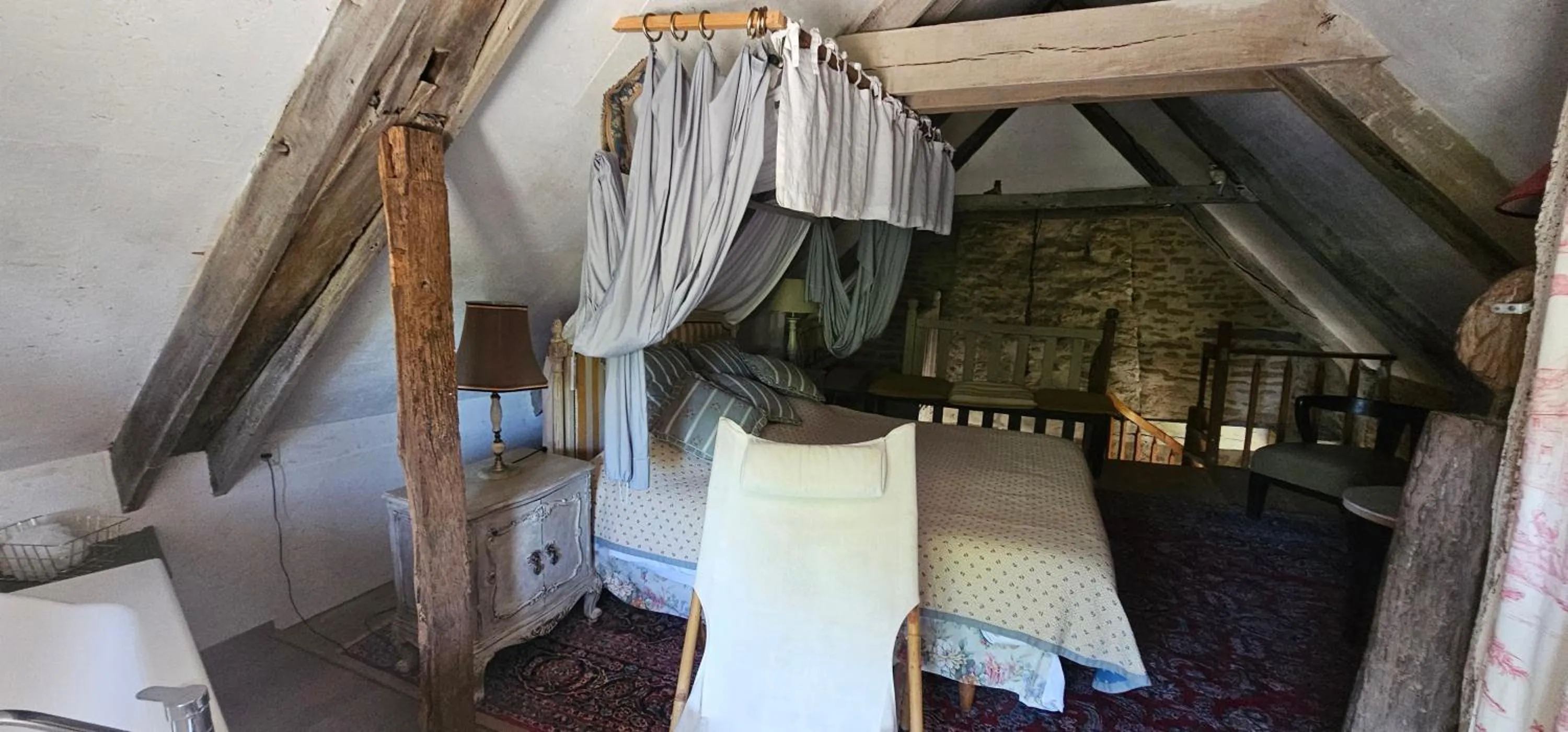 Bed in Le Moulin à huile