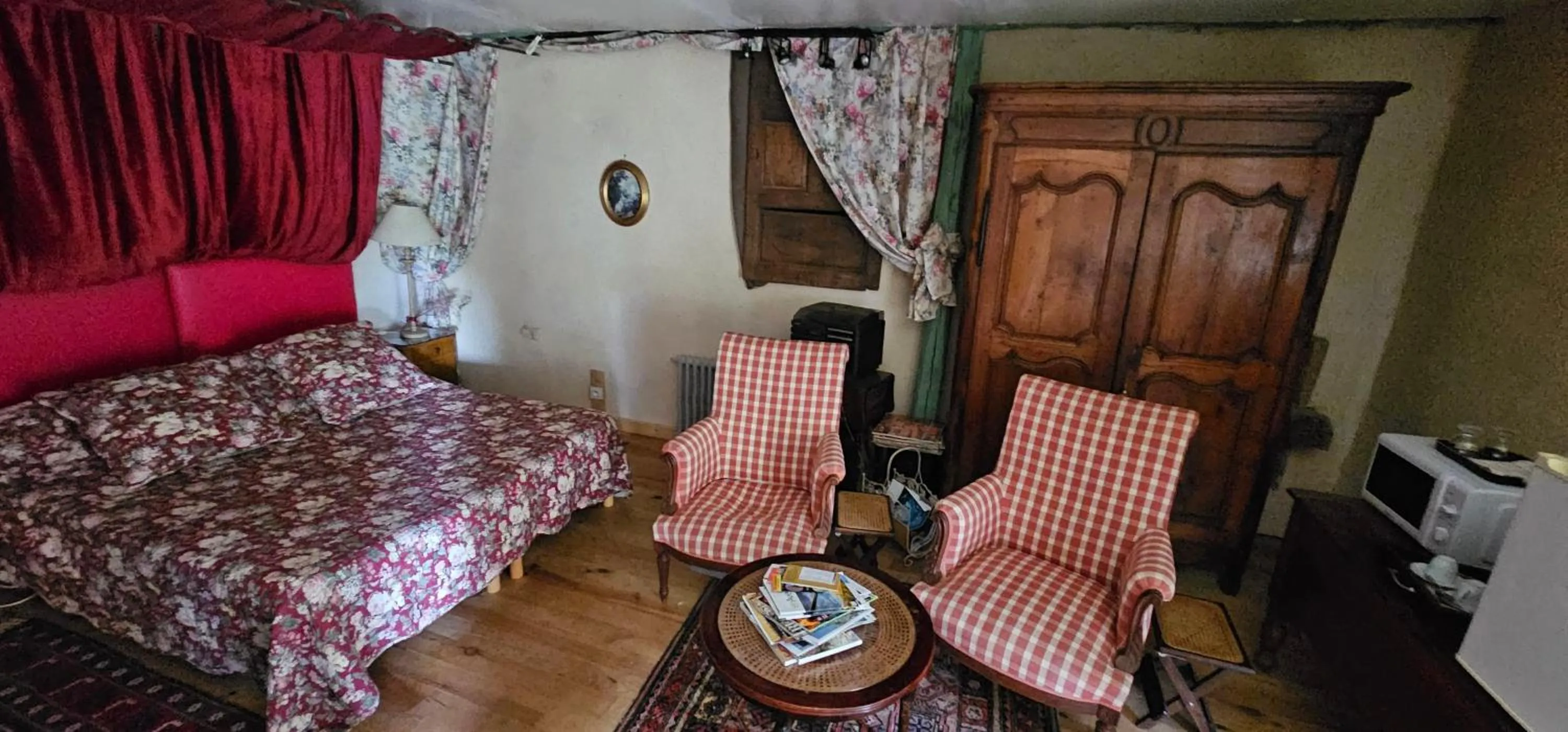 Bed in Le Moulin à huile