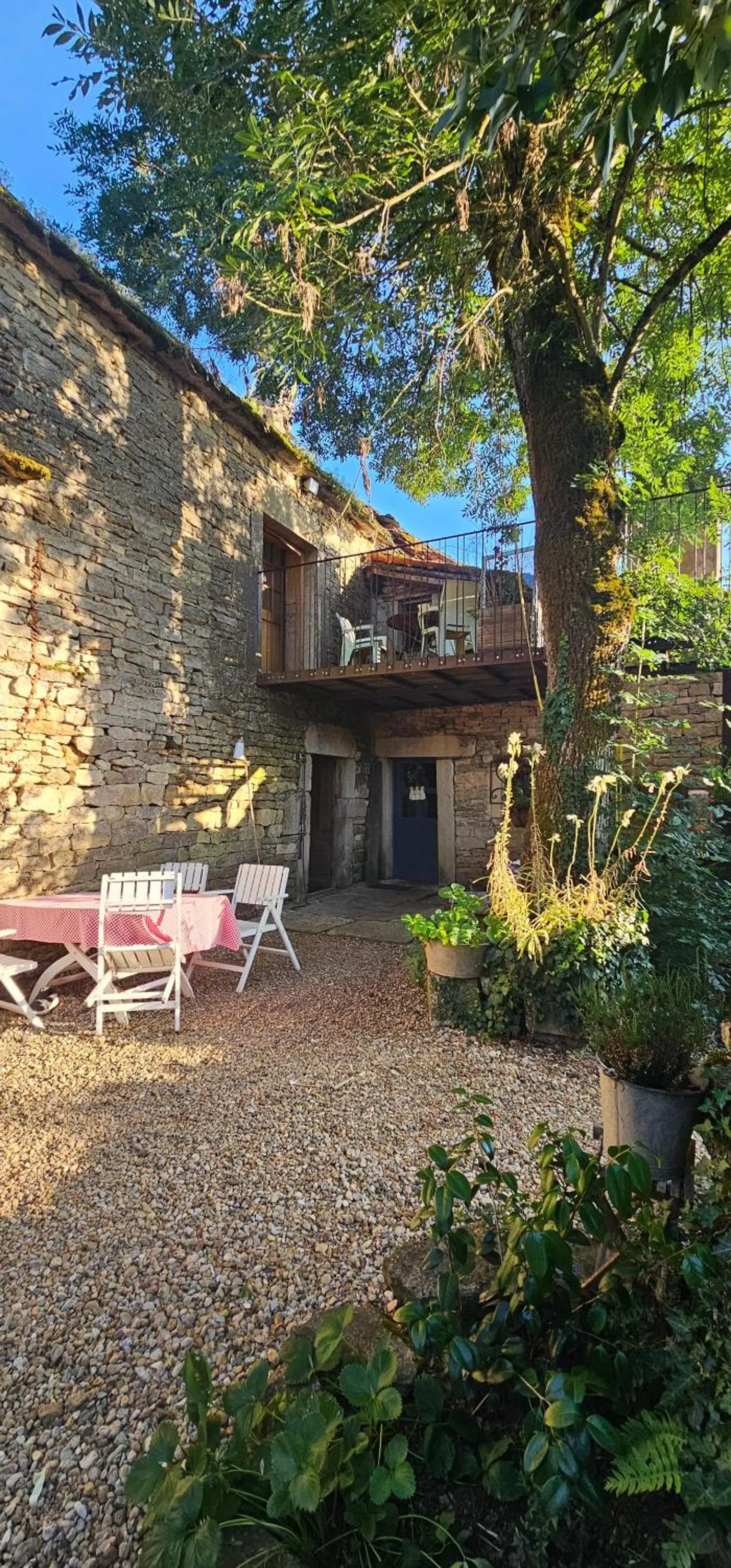 Property building in Le Moulin à huile