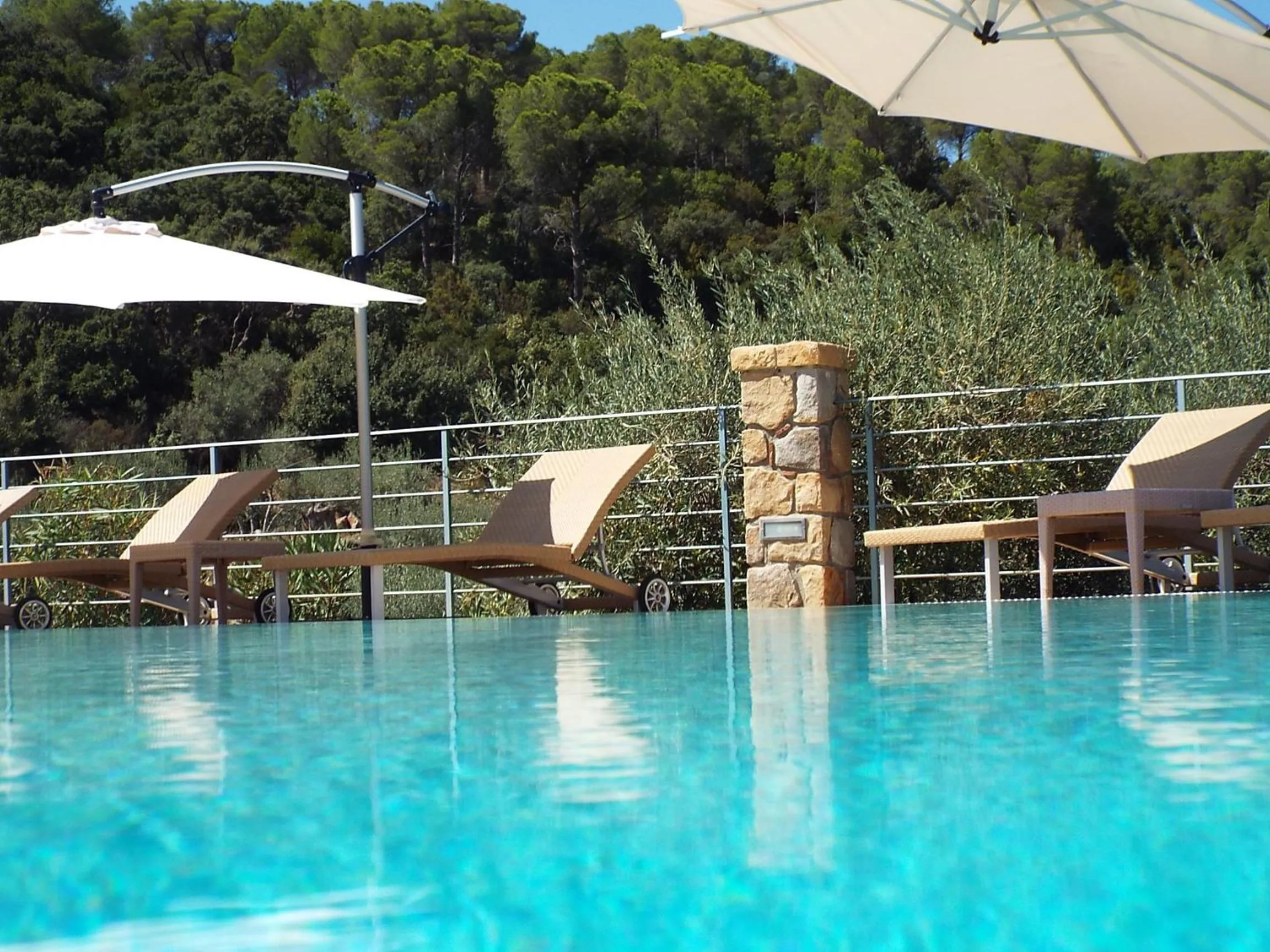 Swimming pool in Turismo Rurale Cefalù