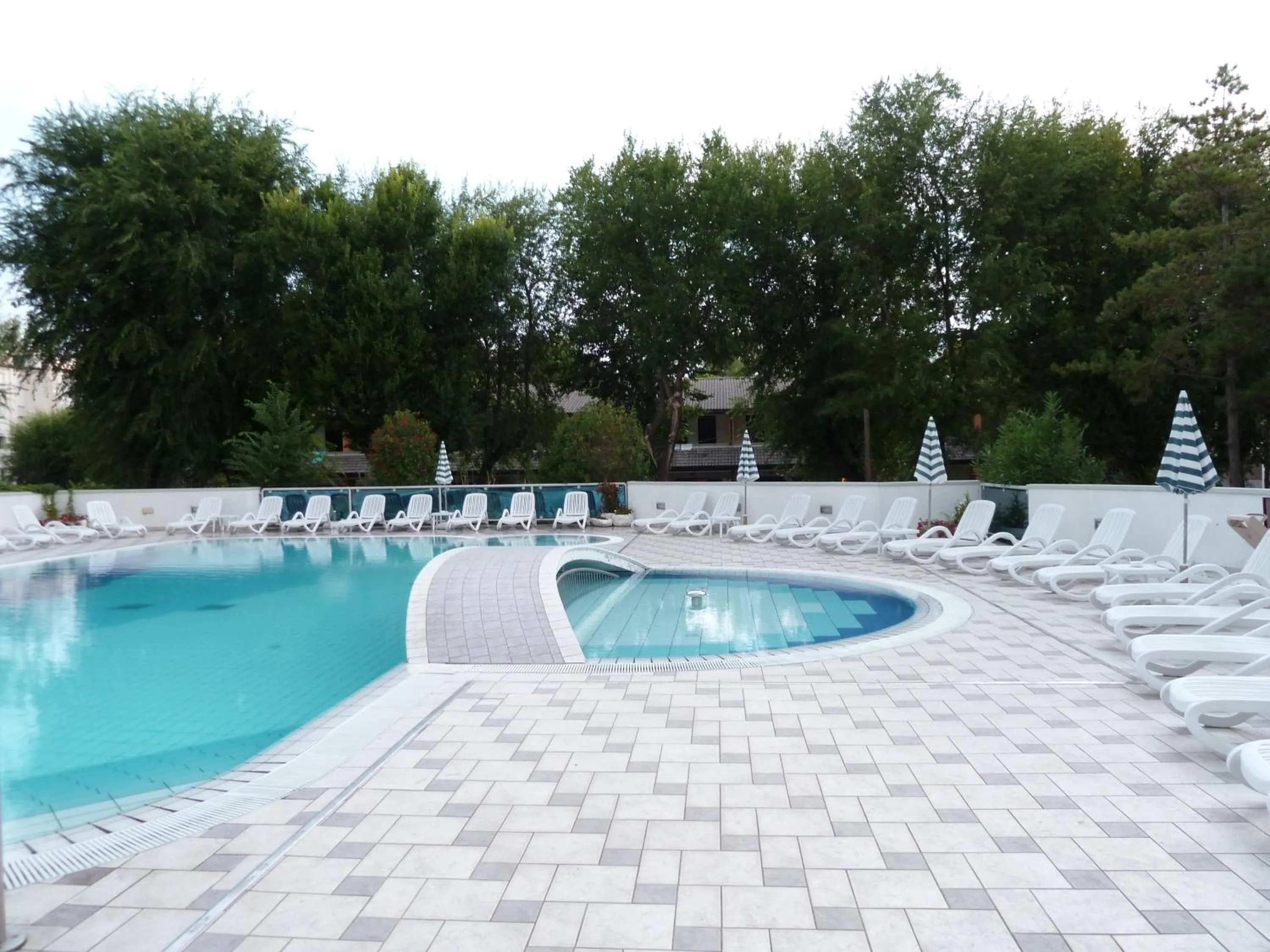 Swimming pool in Hotel Firenze