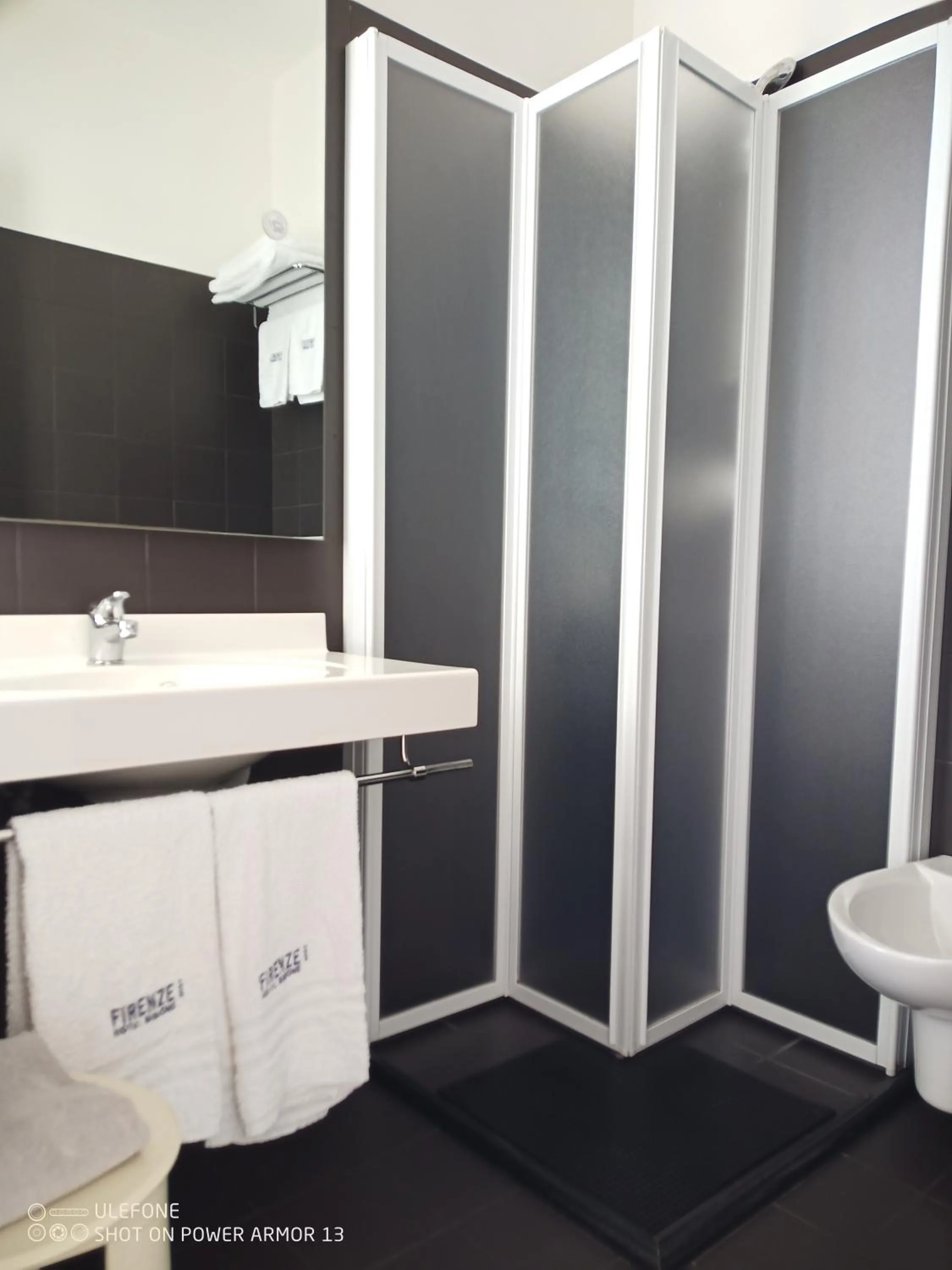 Bathroom in Hotel Firenze