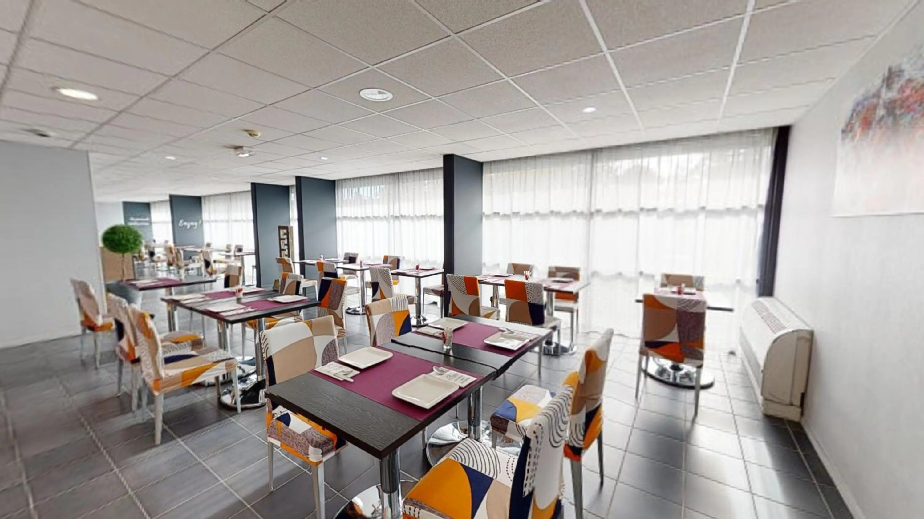 Breakfast in Alezan Hôtel & Résidence