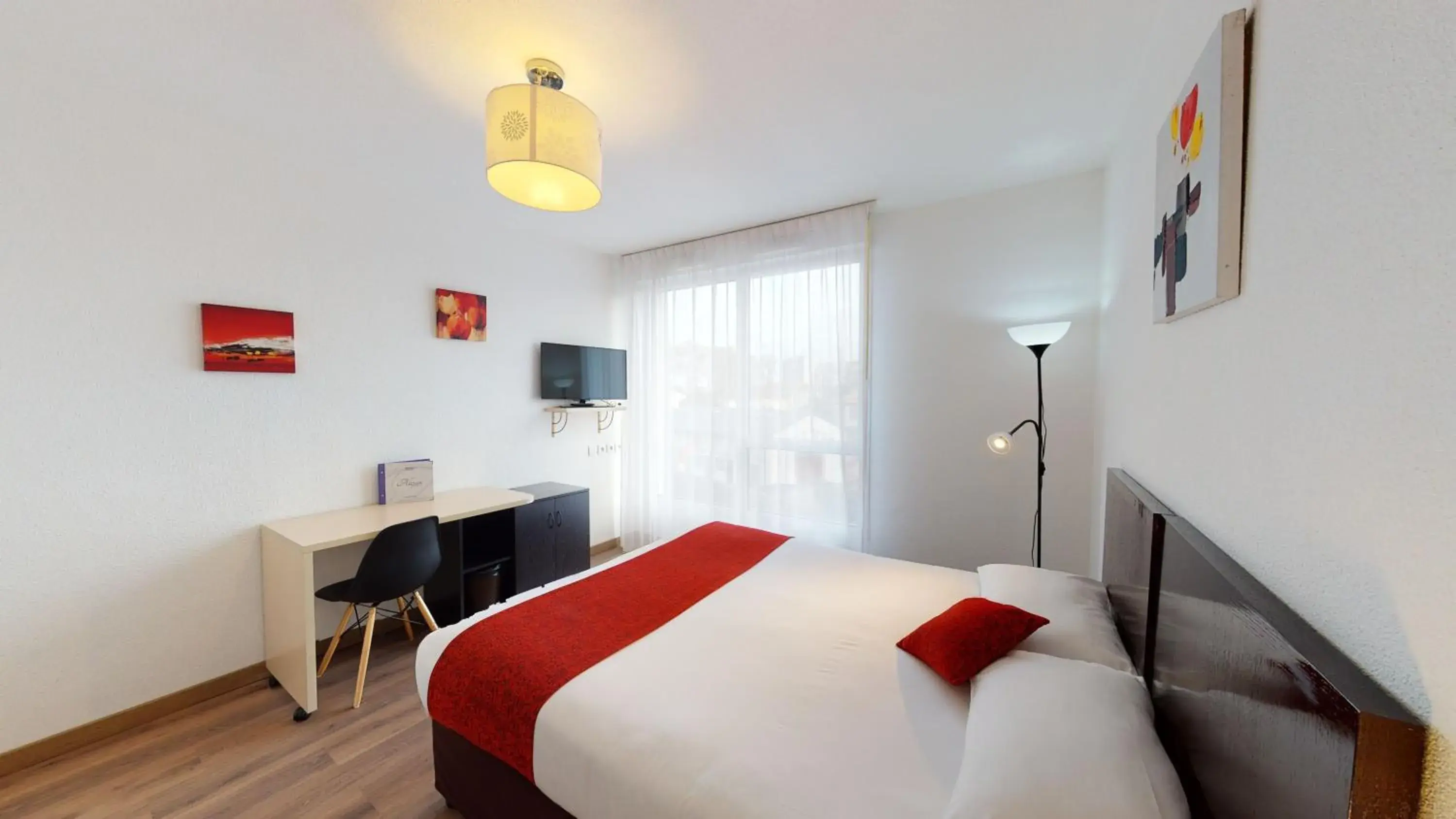 Double Room in Alezan Hôtel & Résidence Double Room in Alezan Hôtel & Résidence