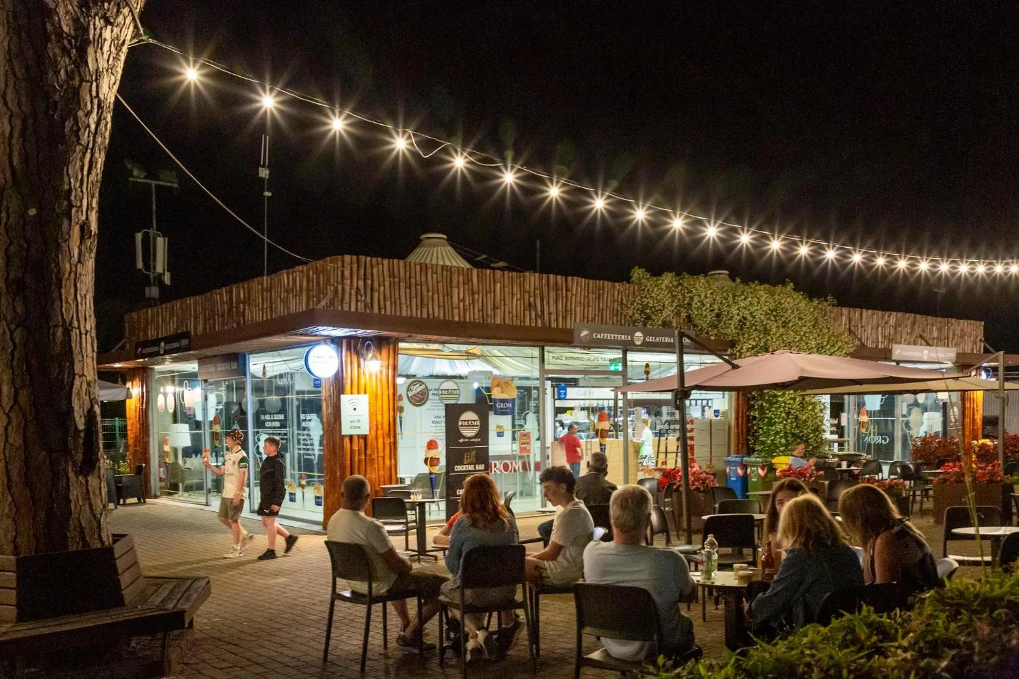 Food and drinks in Fabulous village