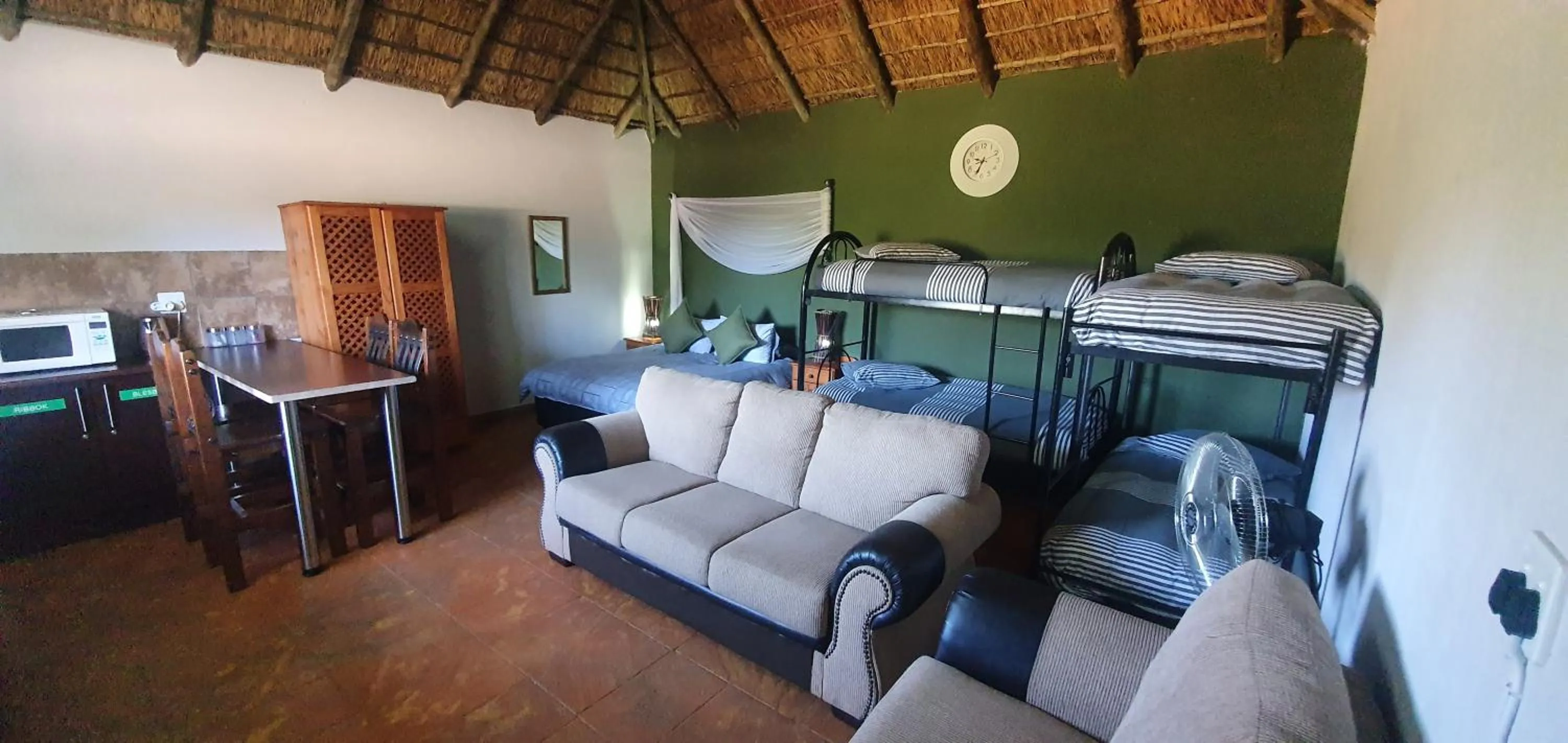 Photo of the whole room in Tava Lingwe Game Lodge & Wedding Venue