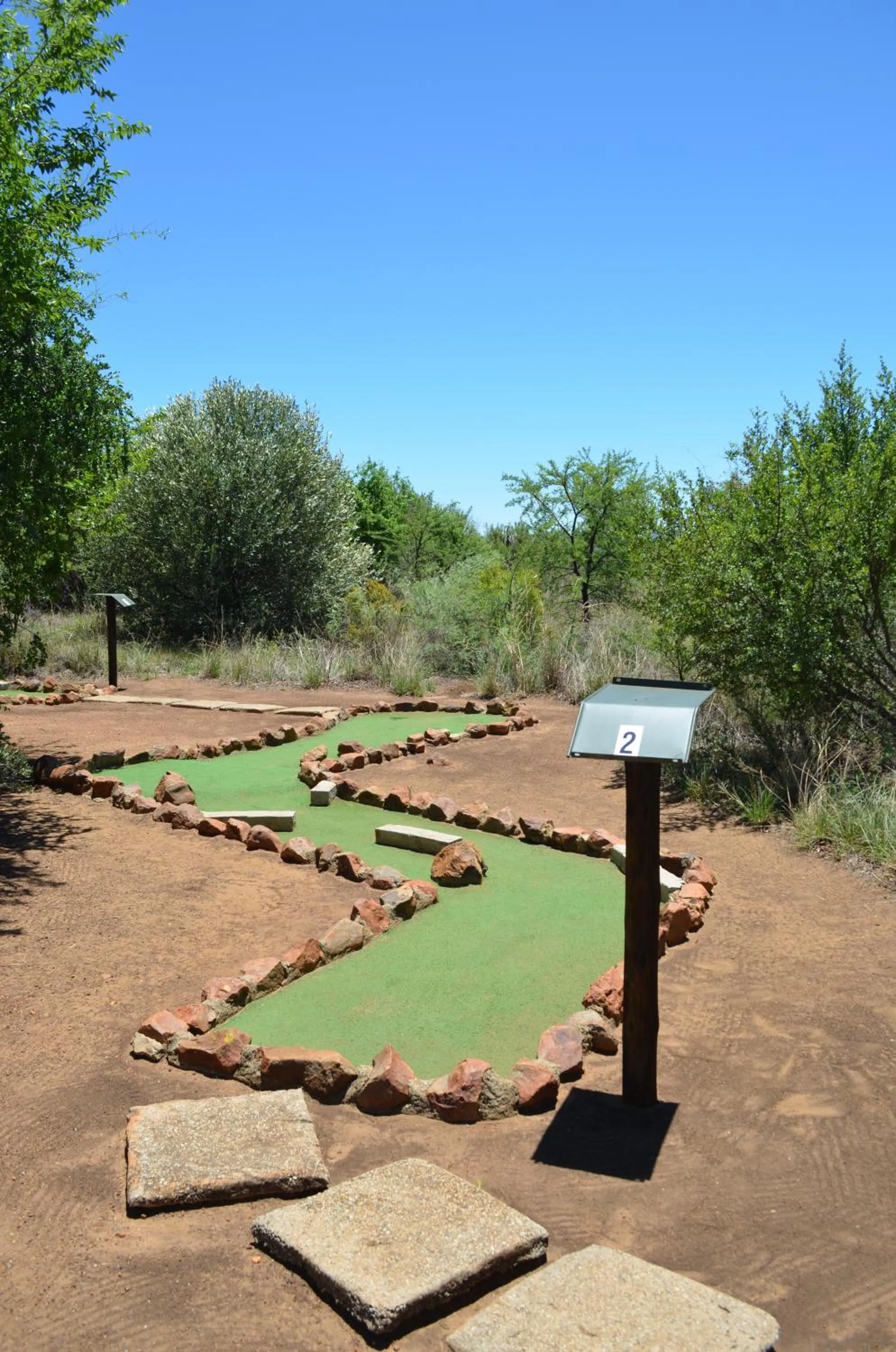 Minigolf in Tava Lingwe Game Lodge & Wedding Venue