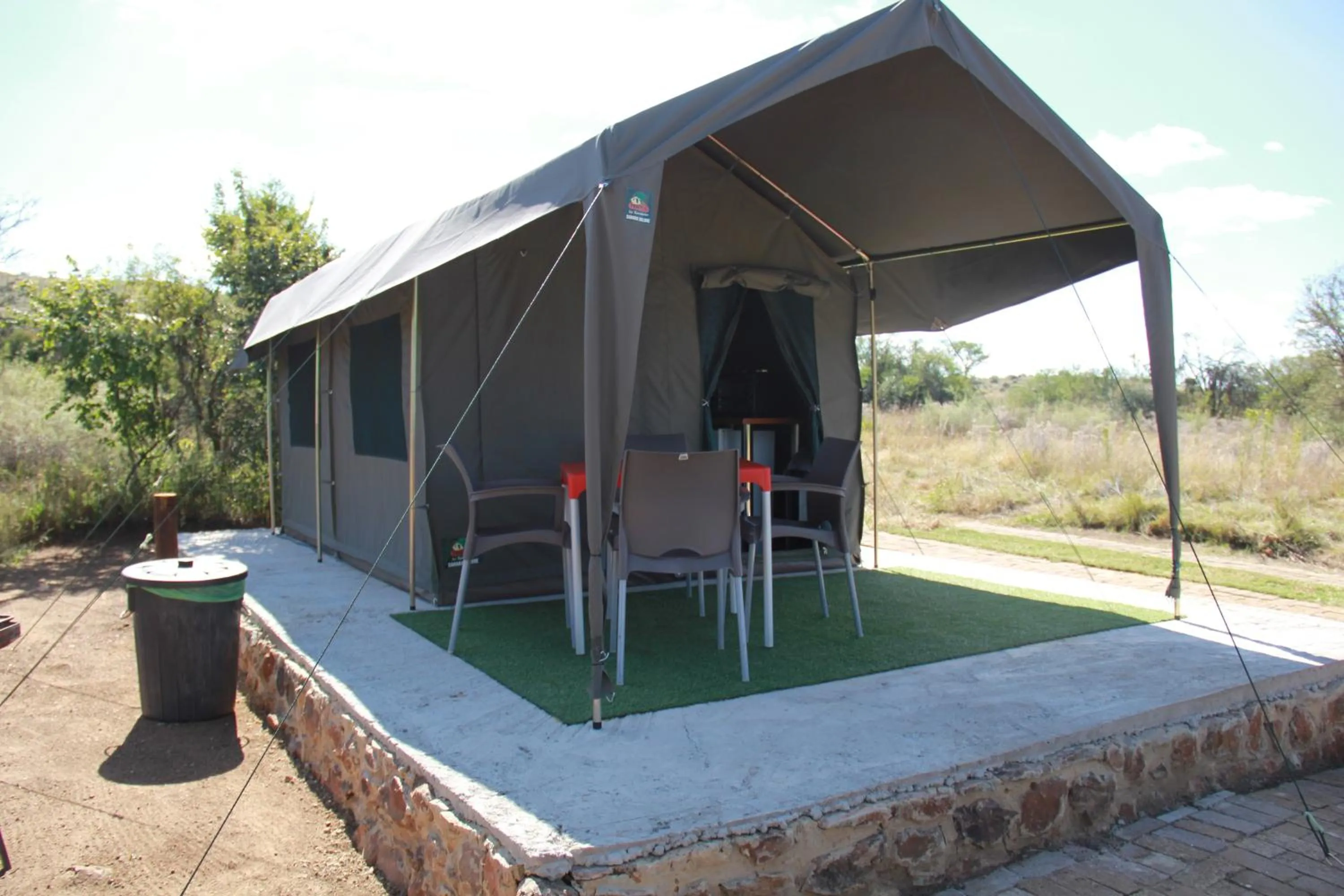 Property building in Tava Lingwe Game Lodge & Wedding Venue